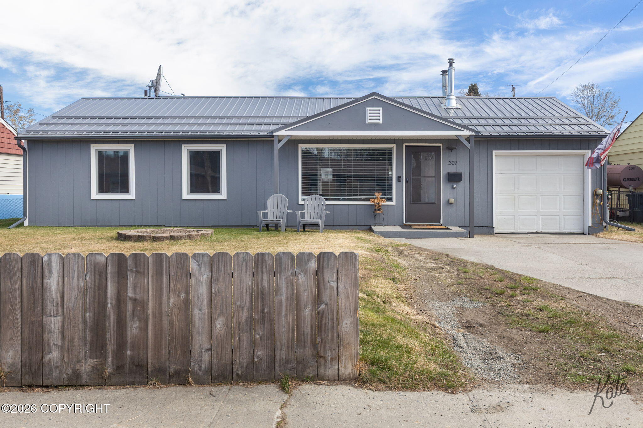 307 Slater Drive Property Photo 1