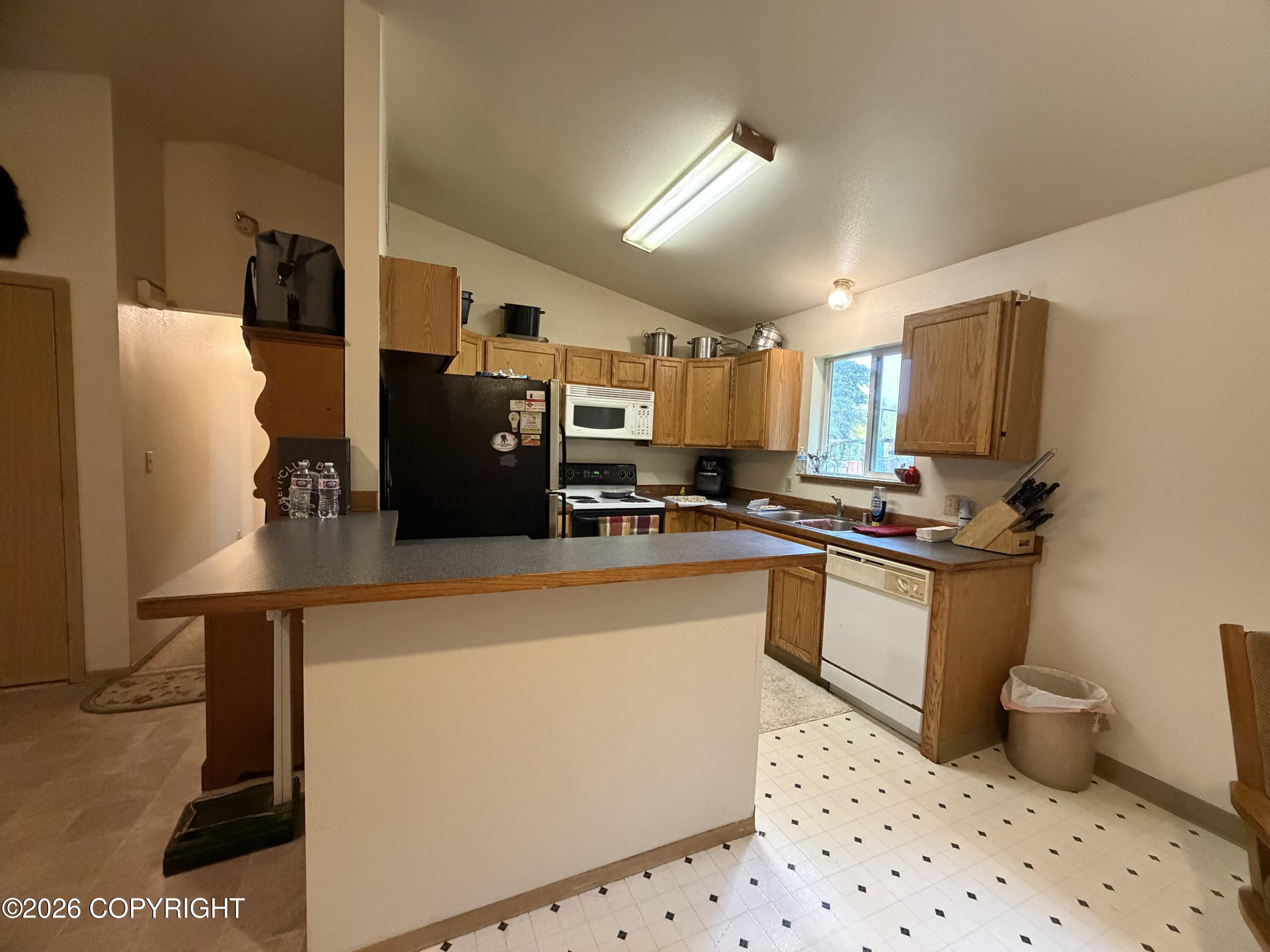 16990 Foste Mcmann Road Property Photo 11