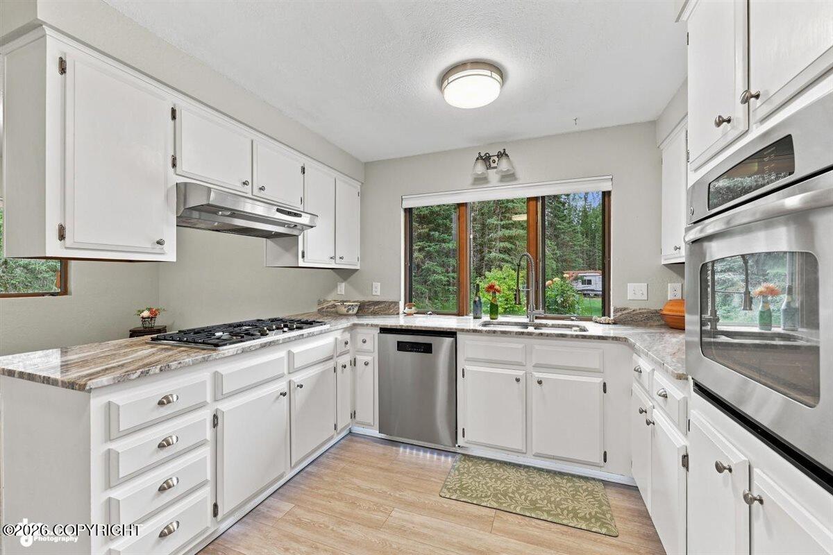 46861 Mooseberry Avenue Property Photo 12