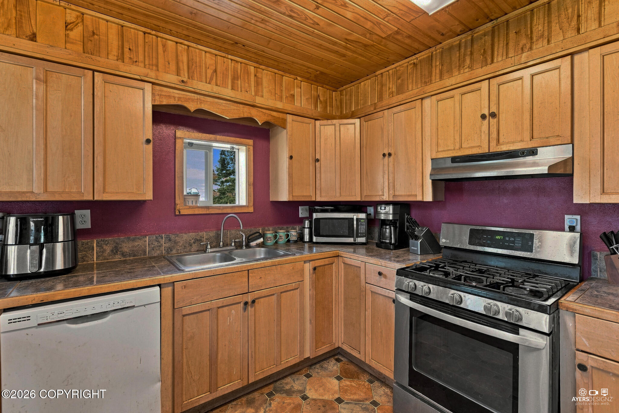 52790 Bastien Drive Property Photo 11