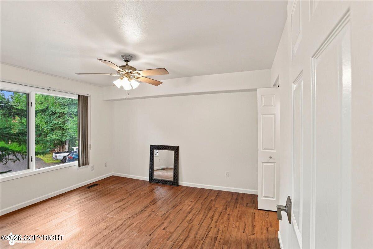 7320 Huntsmen Circle #18-e Property Photo 11