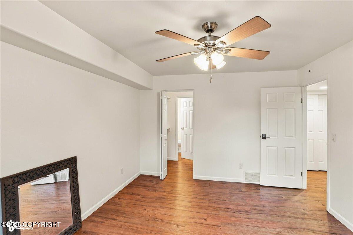 7320 Huntsmen Circle #18-e Property Photo 12