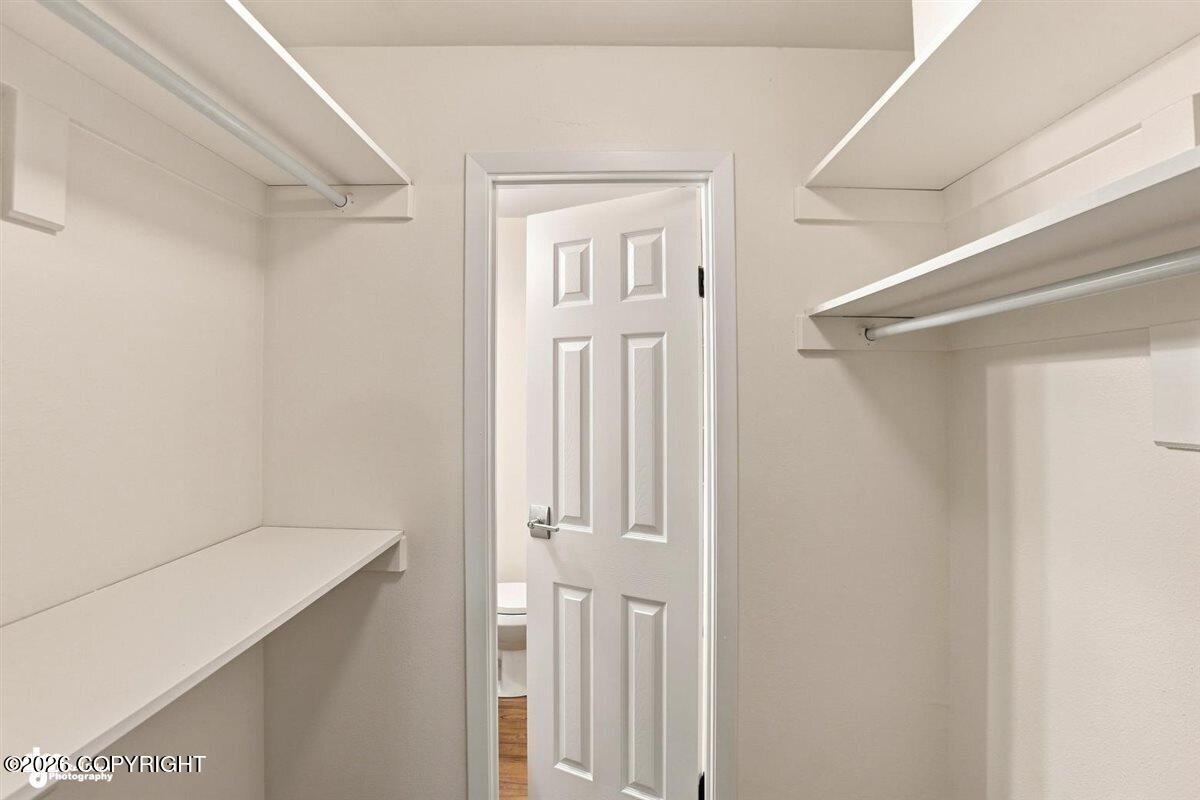 7320 Huntsmen Circle #18-e Property Photo 14