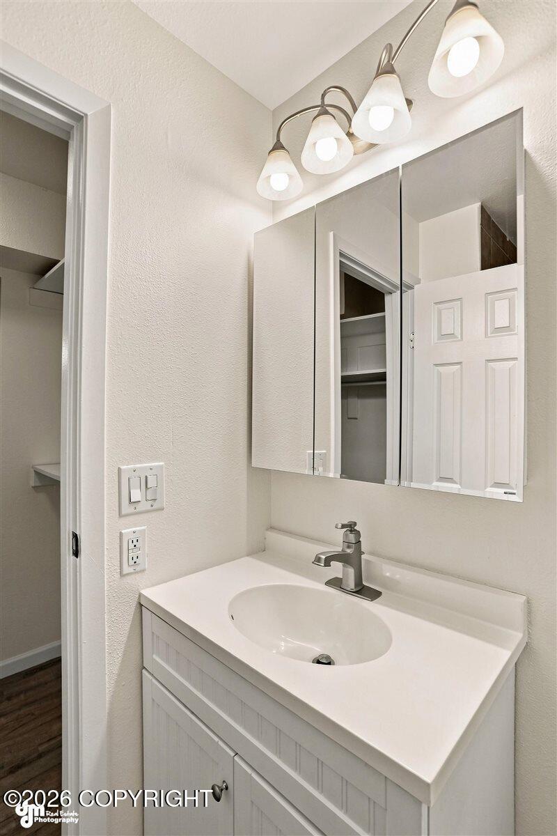 7320 Huntsmen Circle #18-e Property Photo 17