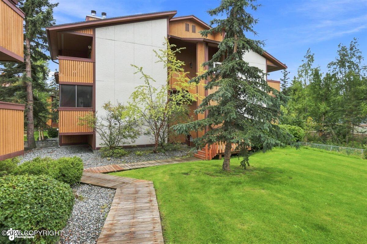 7320 Huntsmen Circle #18-e Property Photo 28