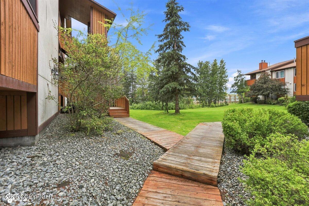 7320 Huntsmen Circle #18-e Property Photo 31