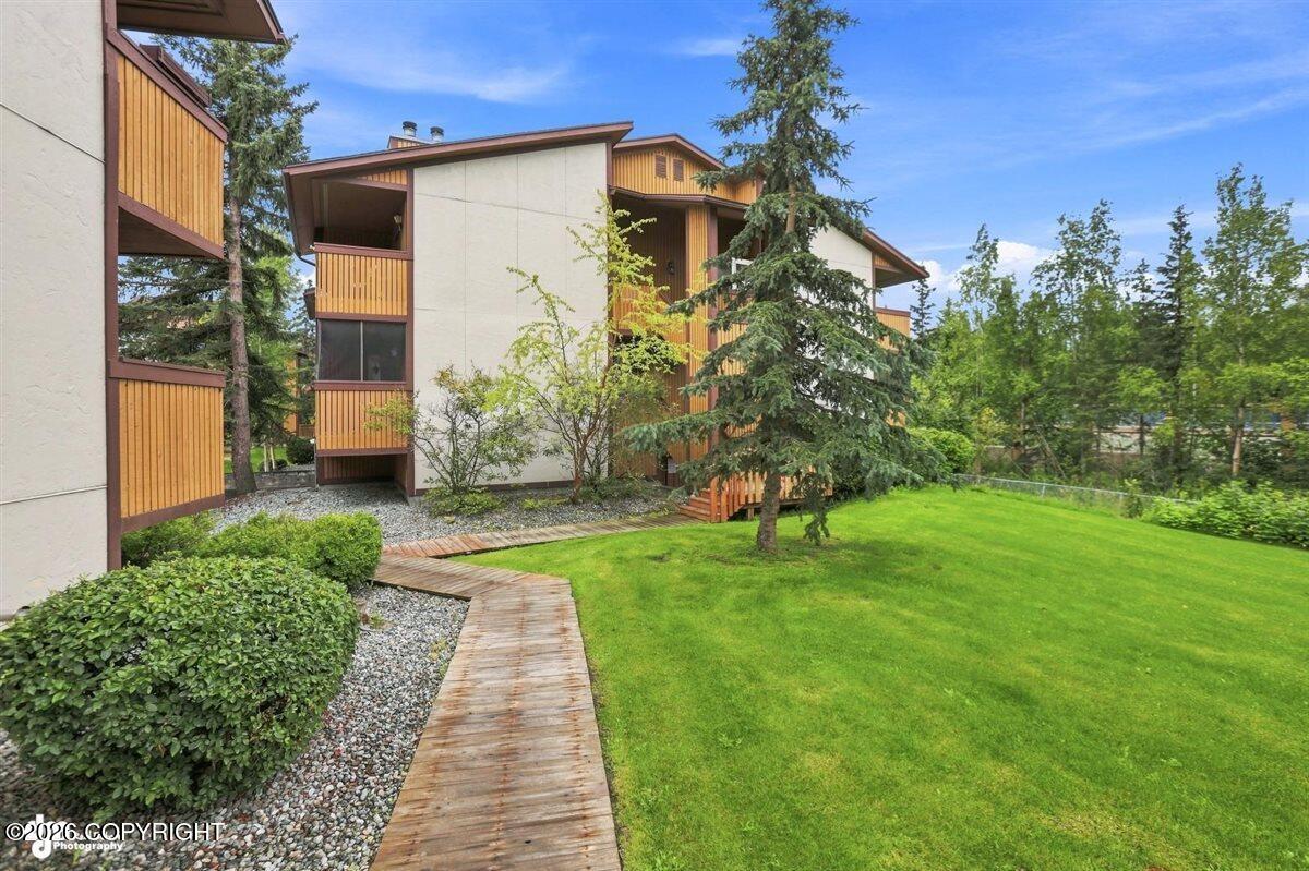 7320 Huntsmen Circle #18-e Property Photo 32