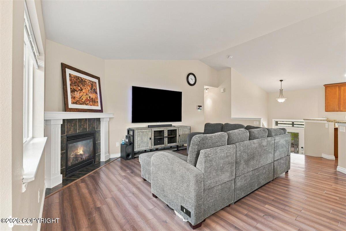 3316 Morgan Loop Property Photo 5