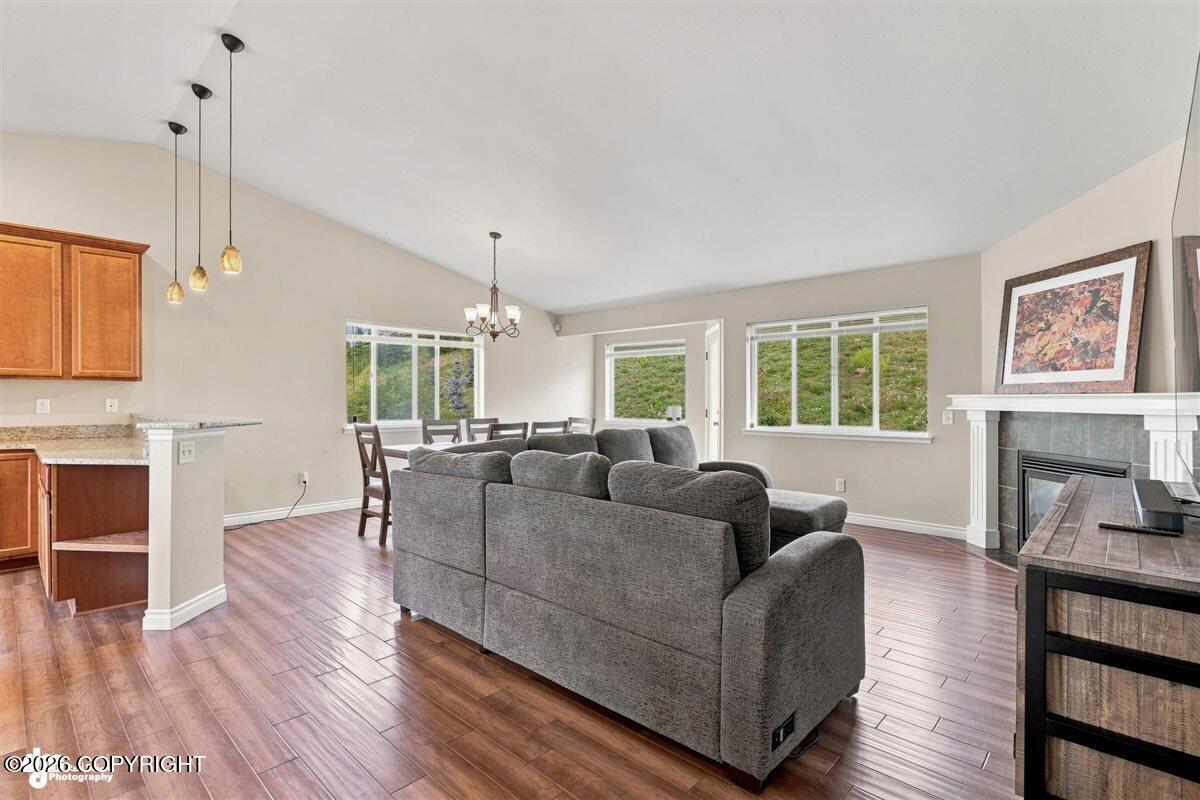 3316 Morgan Loop Property Photo 8