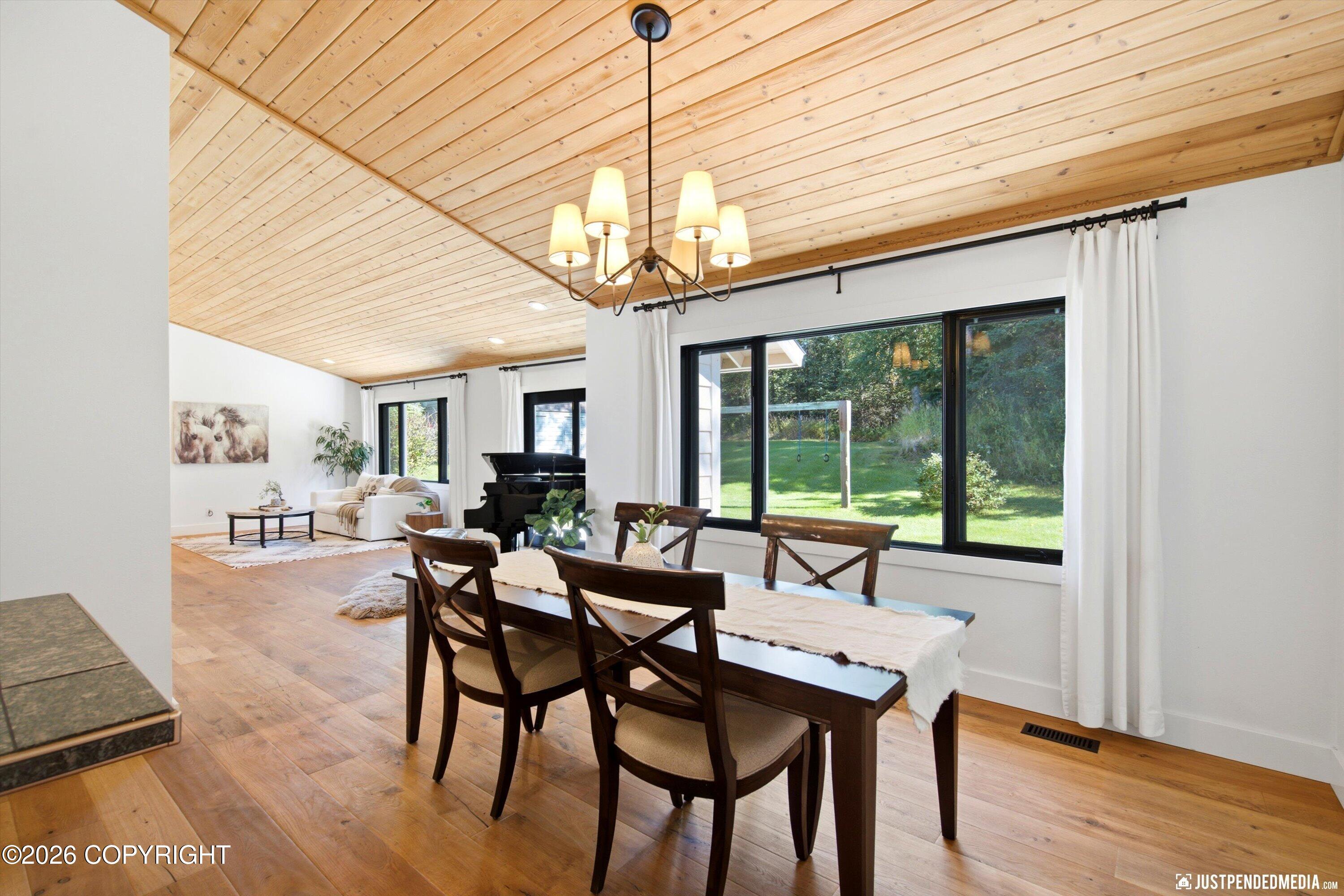 13201 Badger Lane Property Photo 11