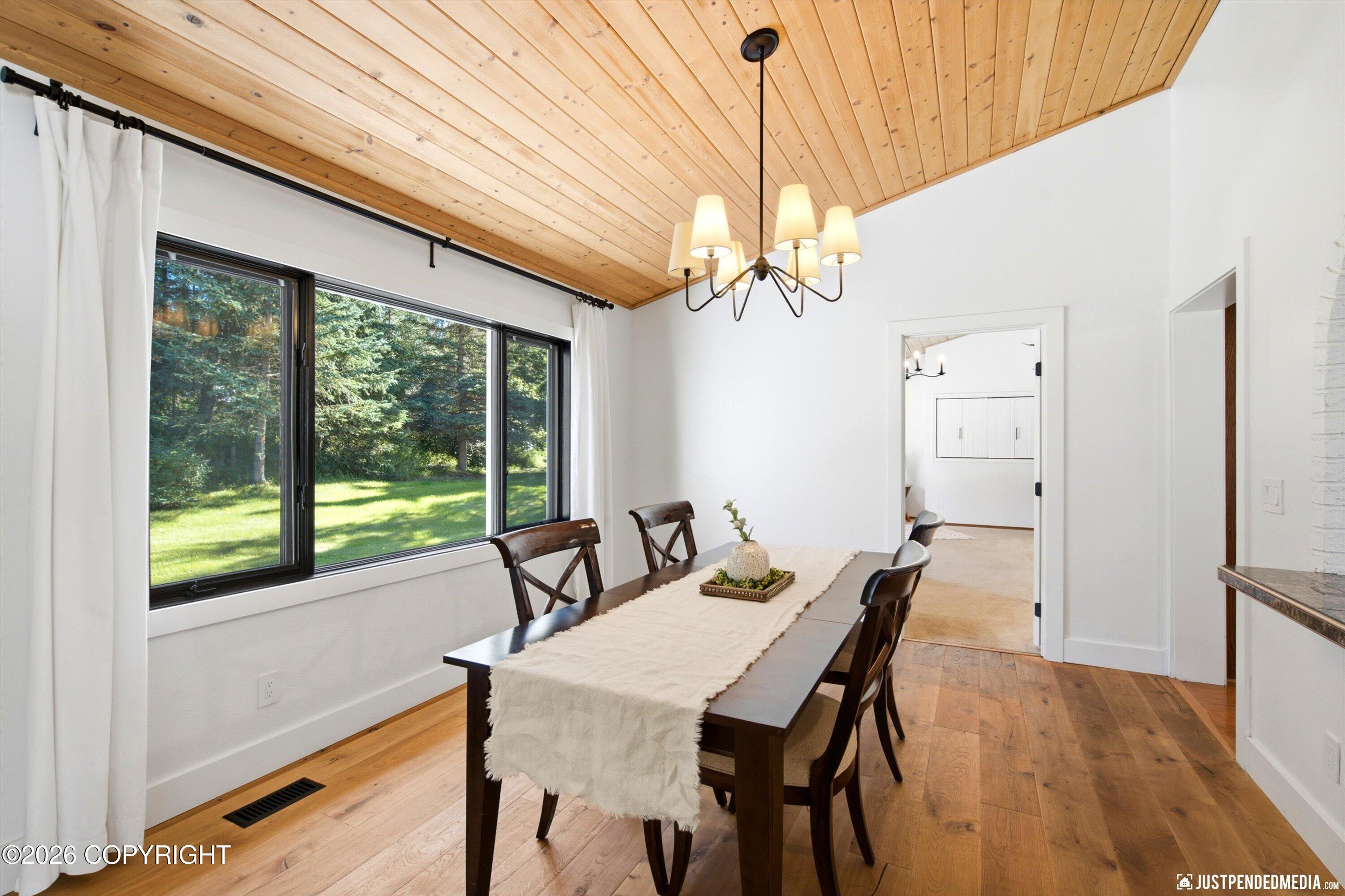 13201 Badger Lane Property Photo 12