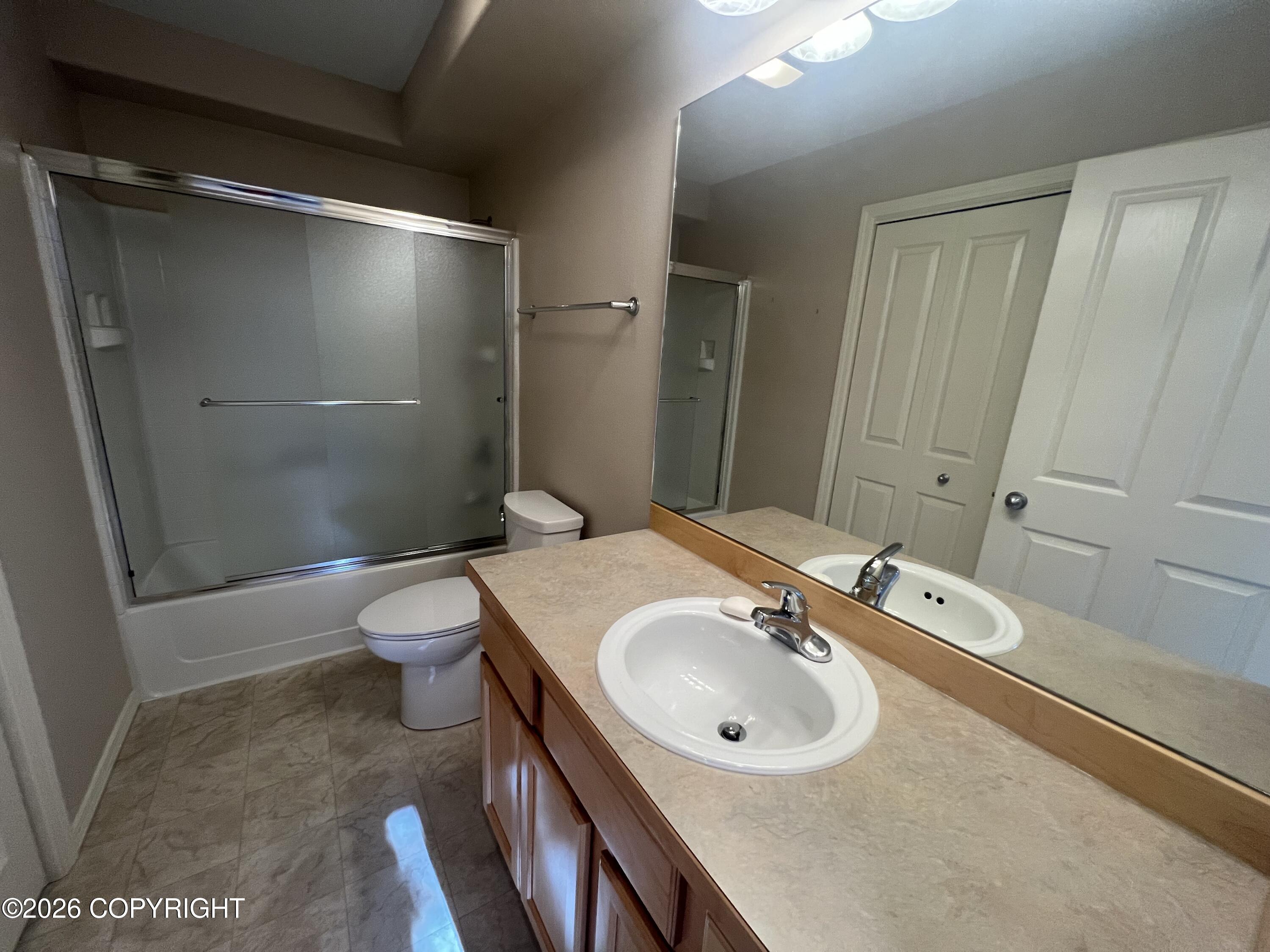1302 E Klatt Road #1302 Property Photo 8