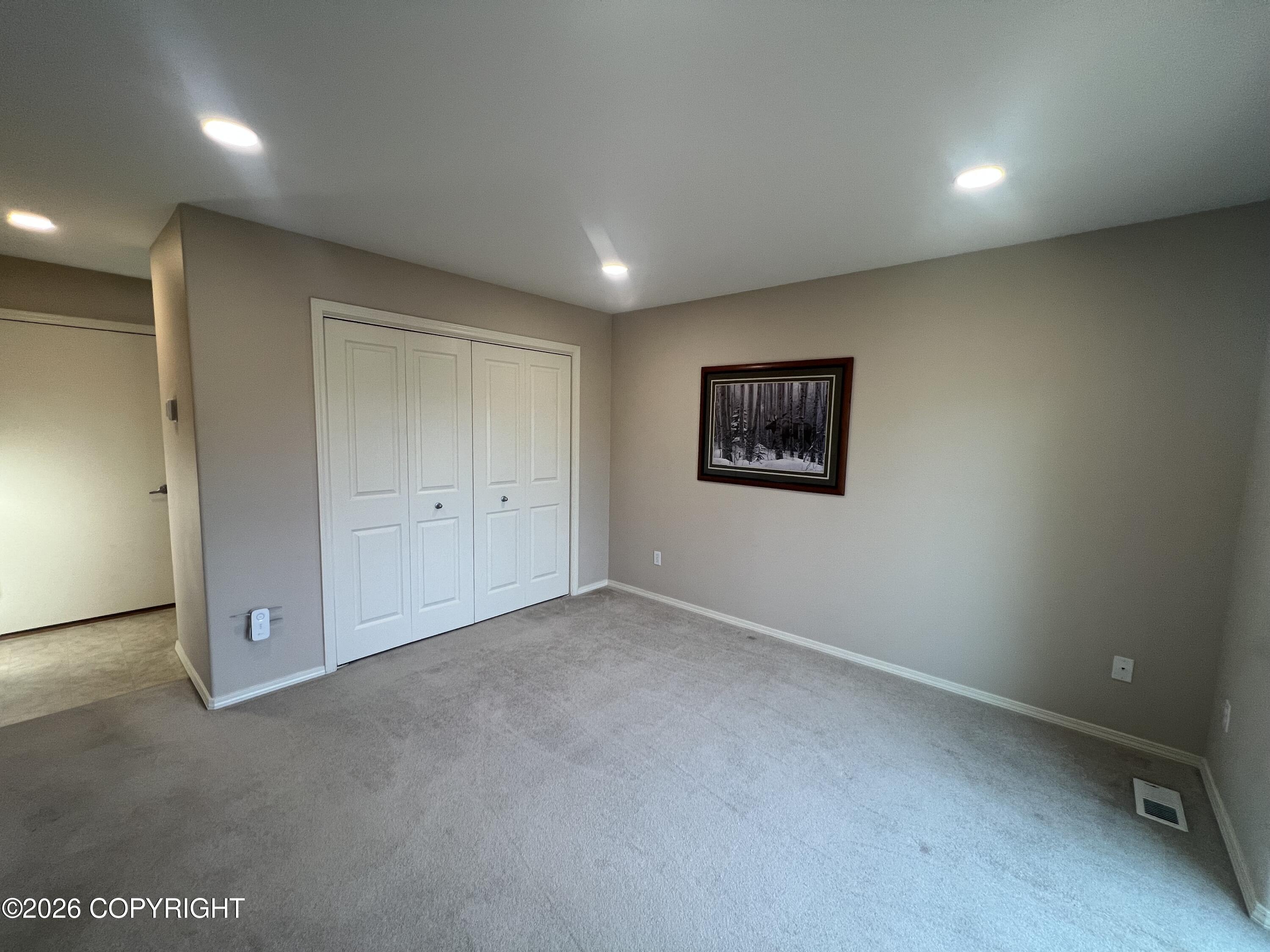 1302 E Klatt Road #1302 Property Photo 13
