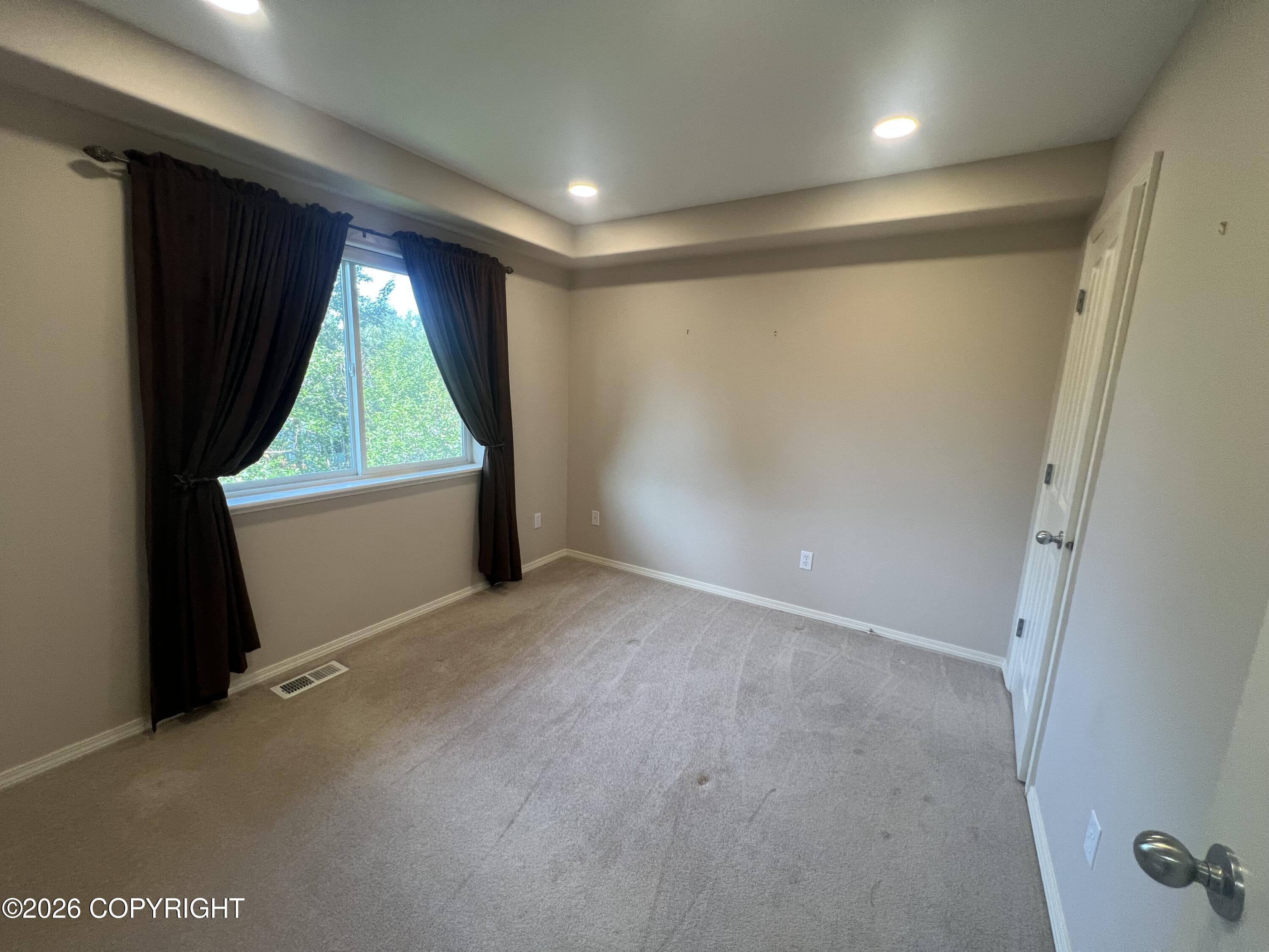 1302 E Klatt Road #1302 Property Photo 14