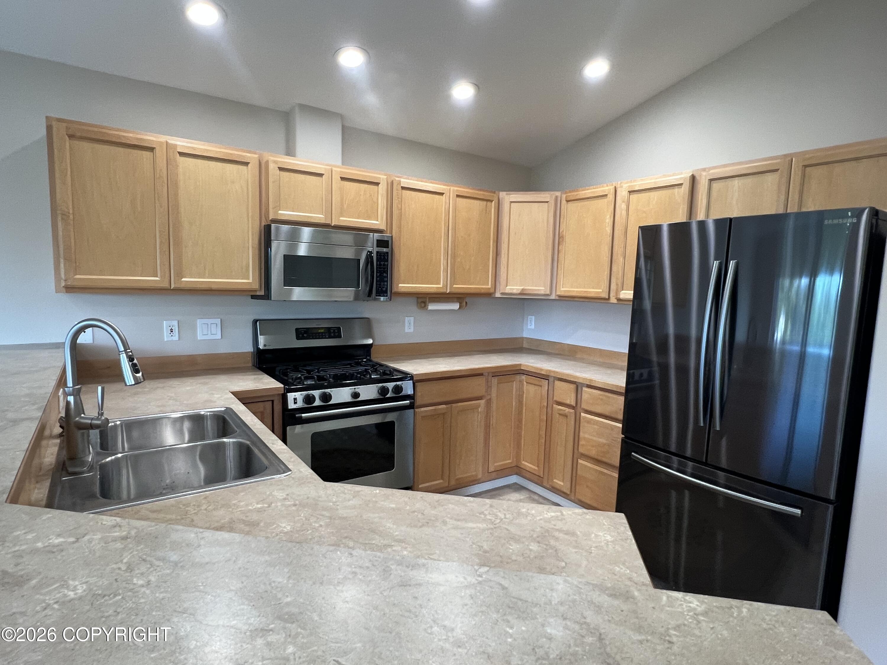 1302 E Klatt Road #1302 Property Photo 22