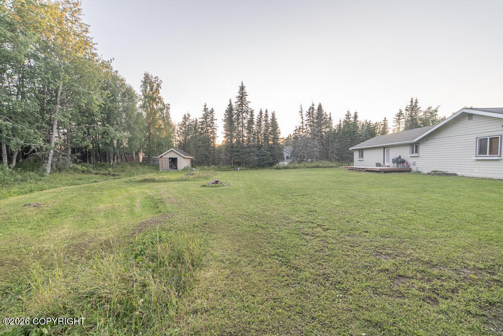 46885 Mooseberry Avenue Property Photo 6