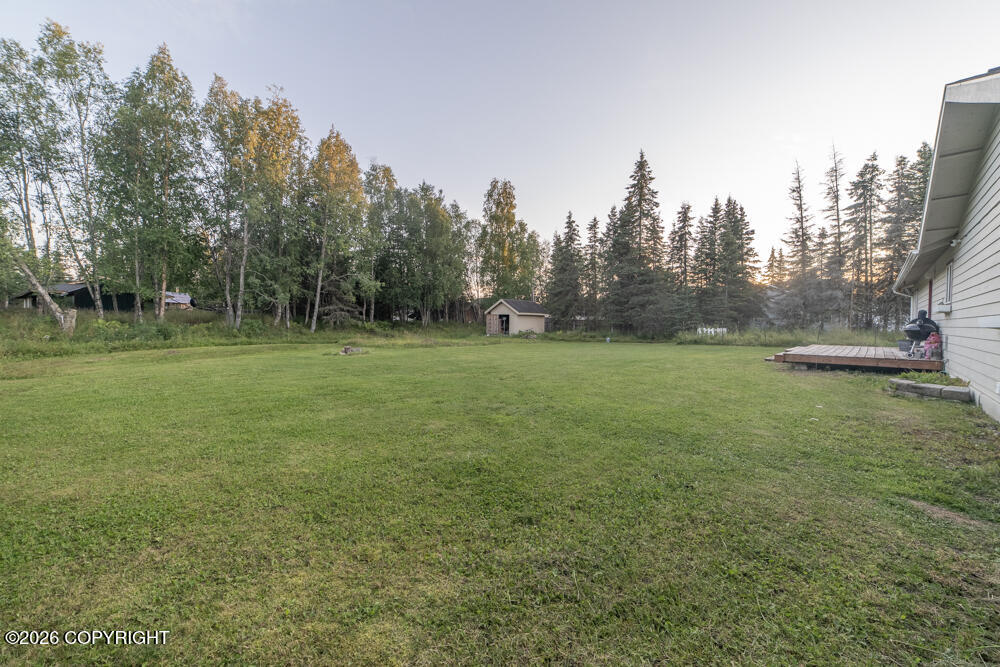 46885 Mooseberry Avenue Property Photo 9