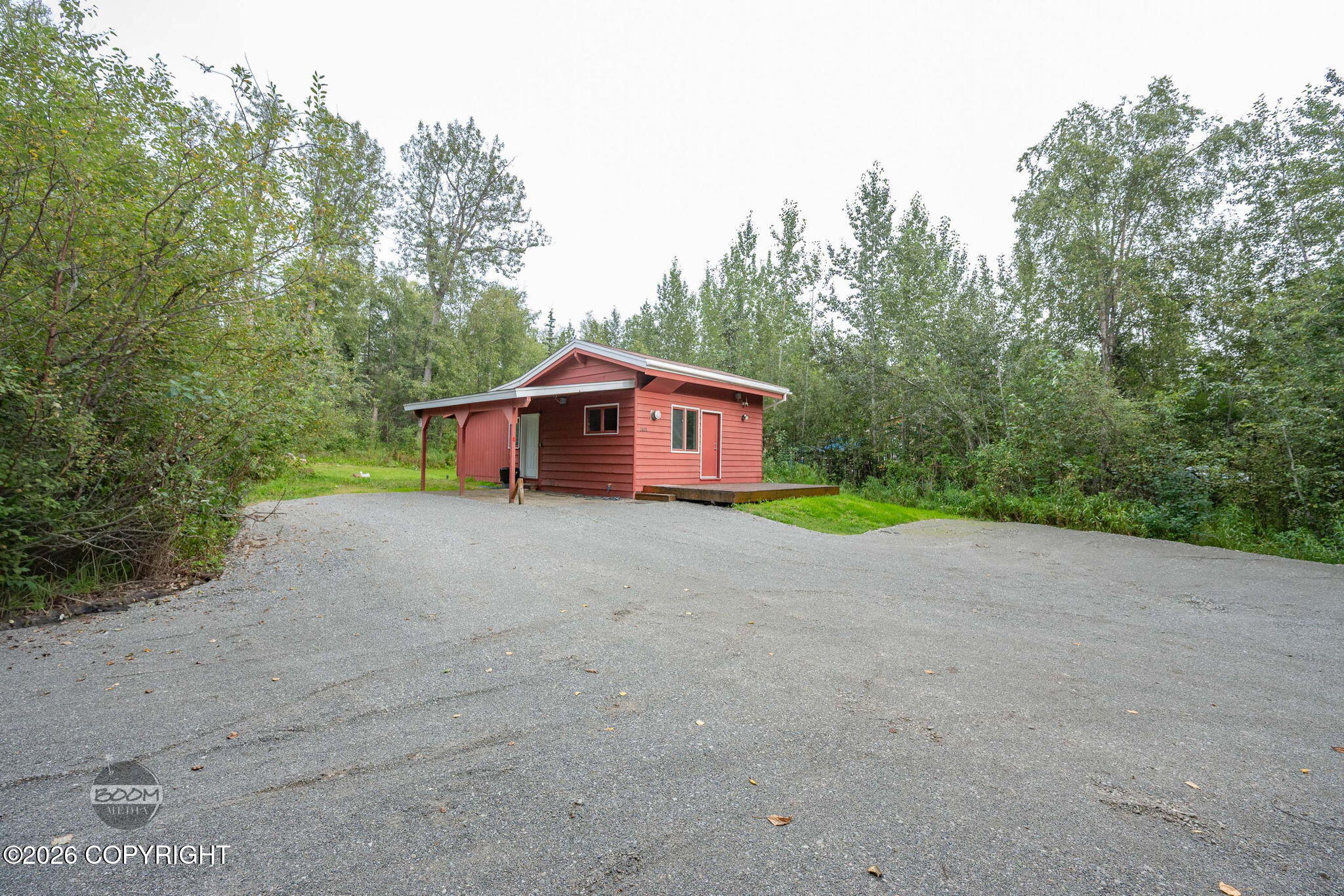 2631 N Hematite Drive Property Photo 2