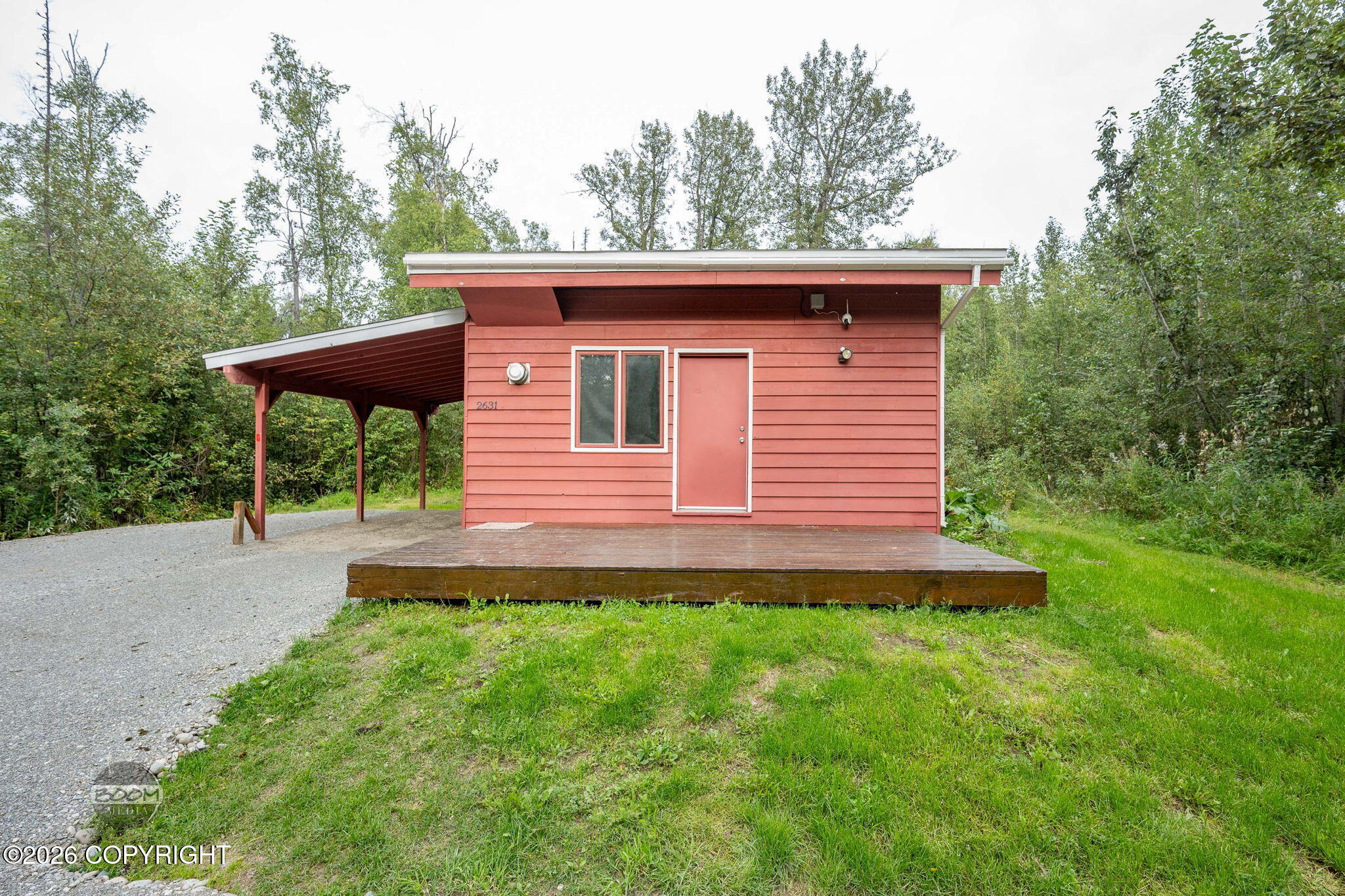 2631 N Hematite Drive Property Photo 4