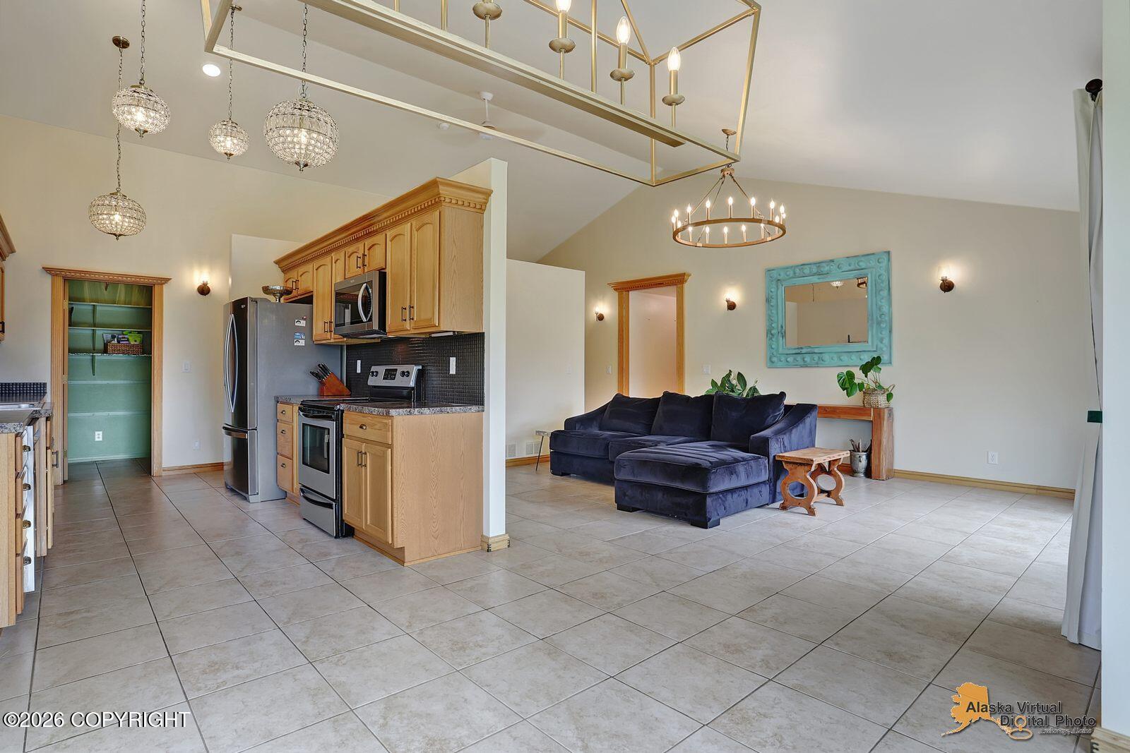 3260 E Palmdale Drive Property Photo 17