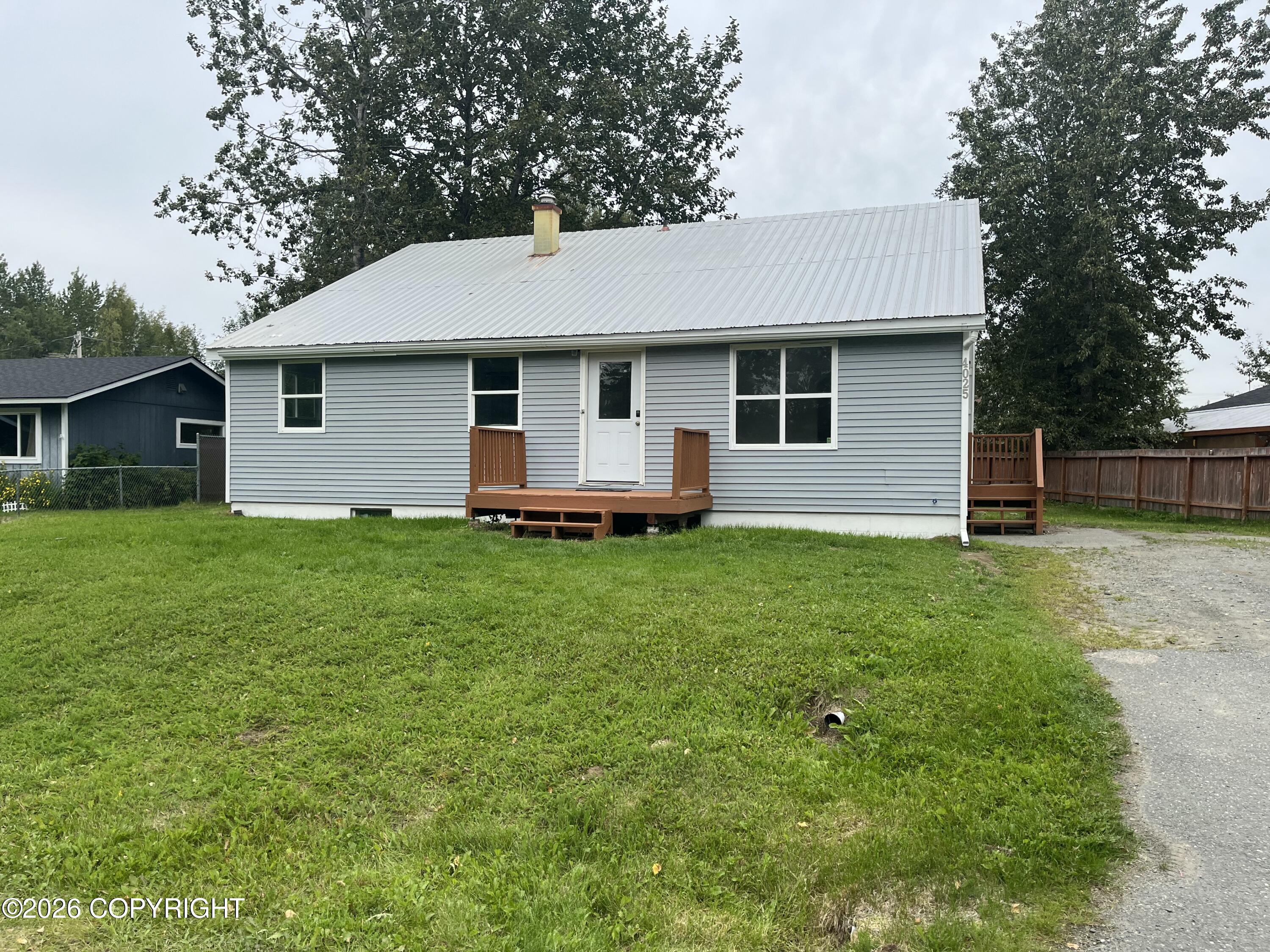 4025 Primrose Place Property Photo 1