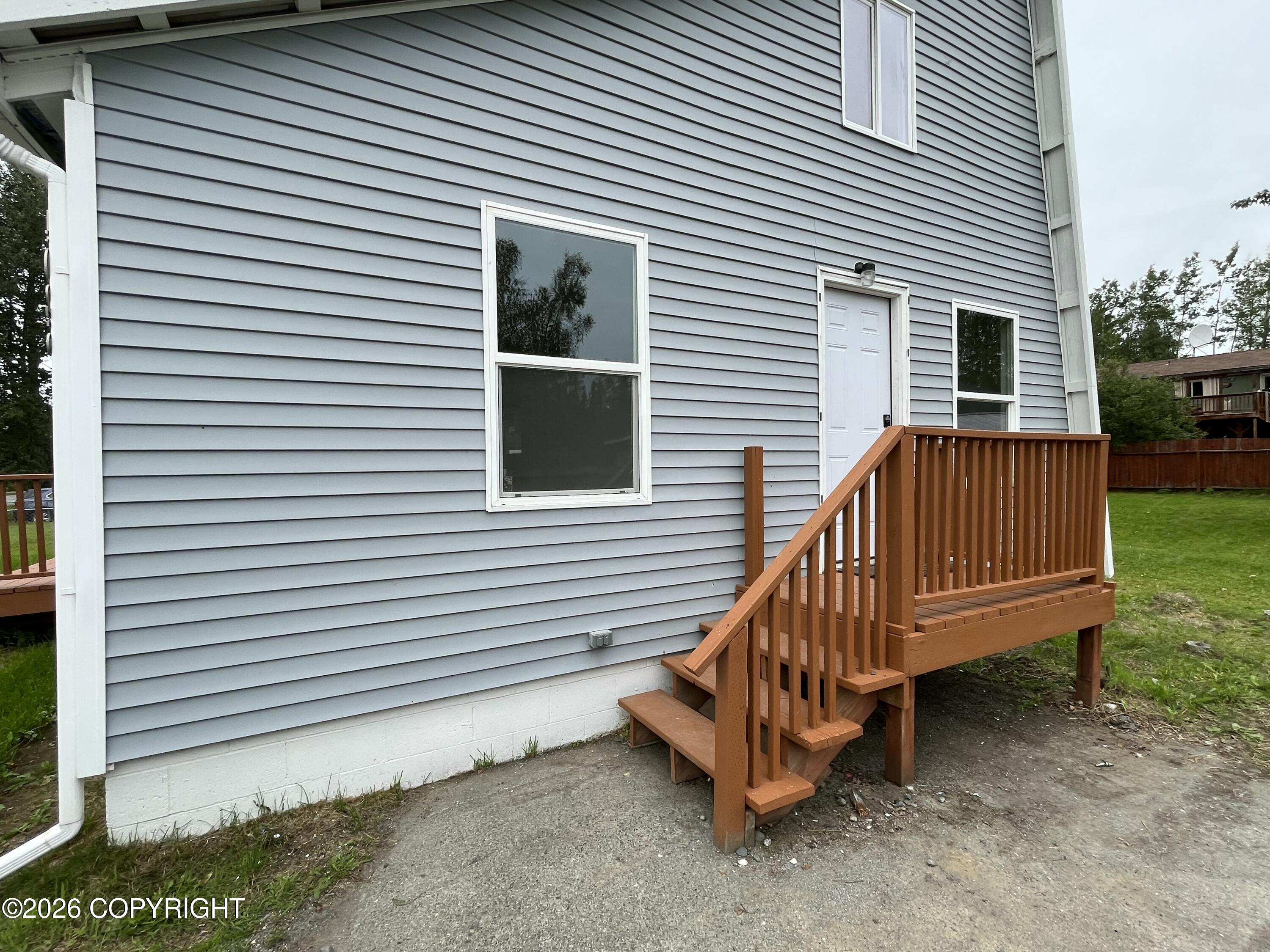 4025 Primrose Place Property Photo 5
