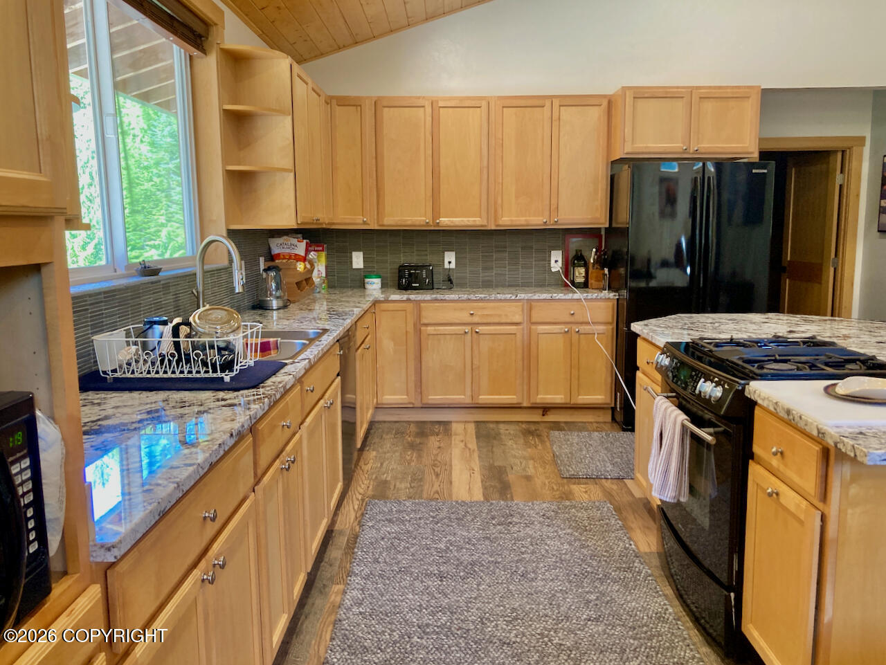 500 Heather Street Property Photo 14