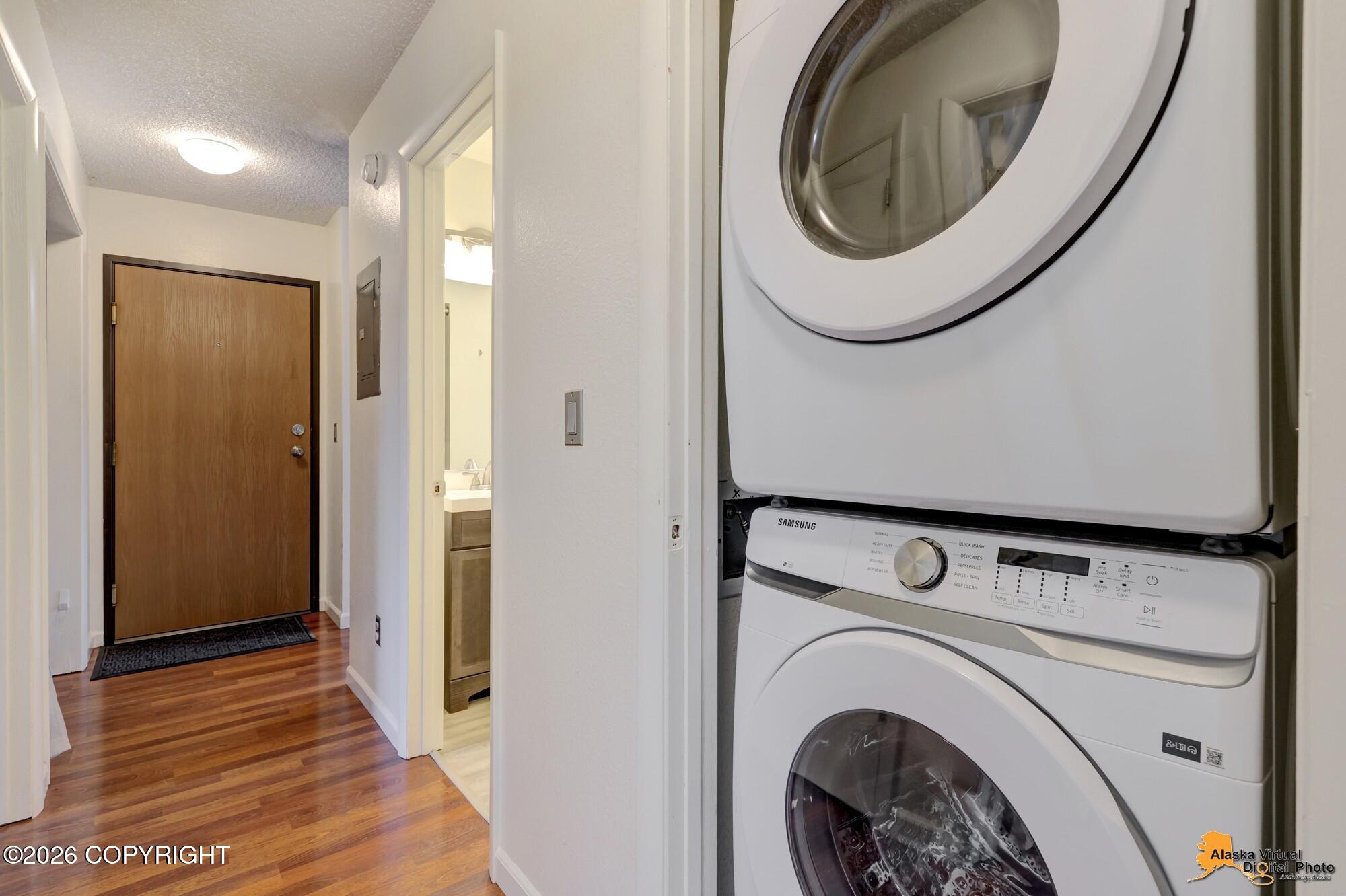 1605 Sitka Street #304 Property Photo 27