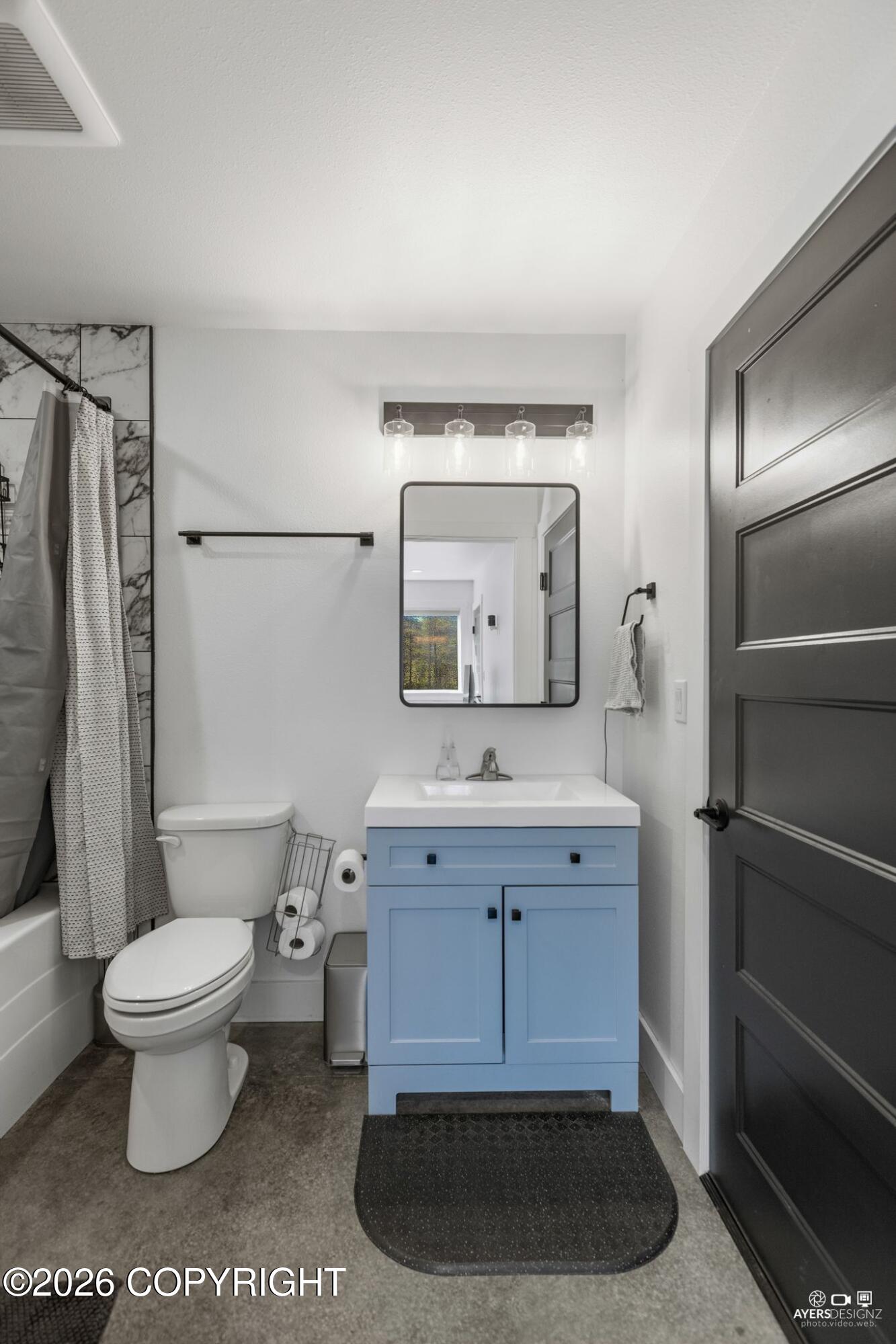 37615 Deville Road Property Photo 10