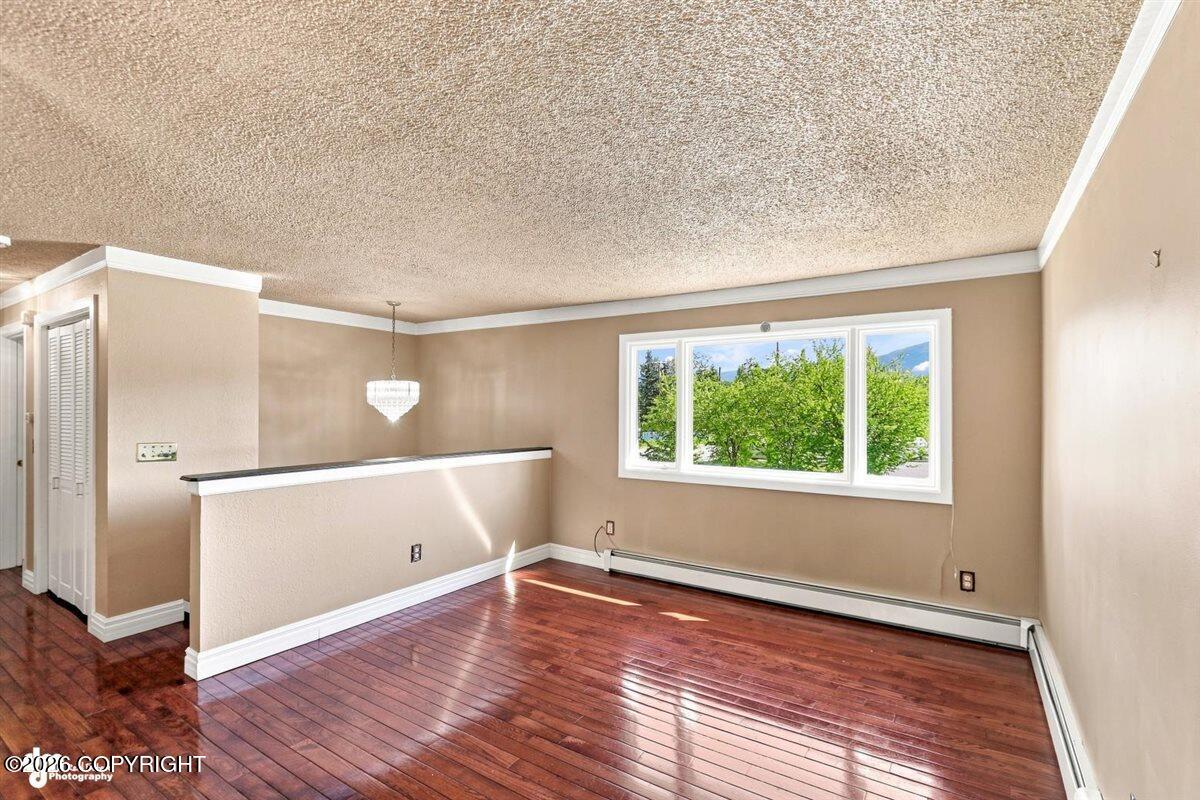 1826 Twining Drive Property Photo 3