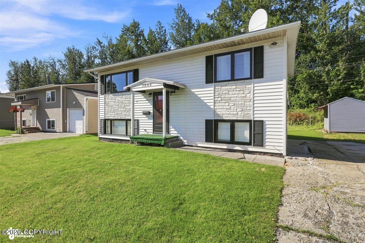1826 Twining Drive Property Photo 36