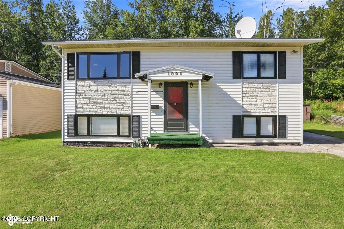 1826 Twining Drive Property Photo 37