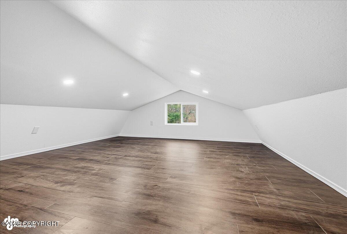 52176 Merrill Avenue Property Photo 9