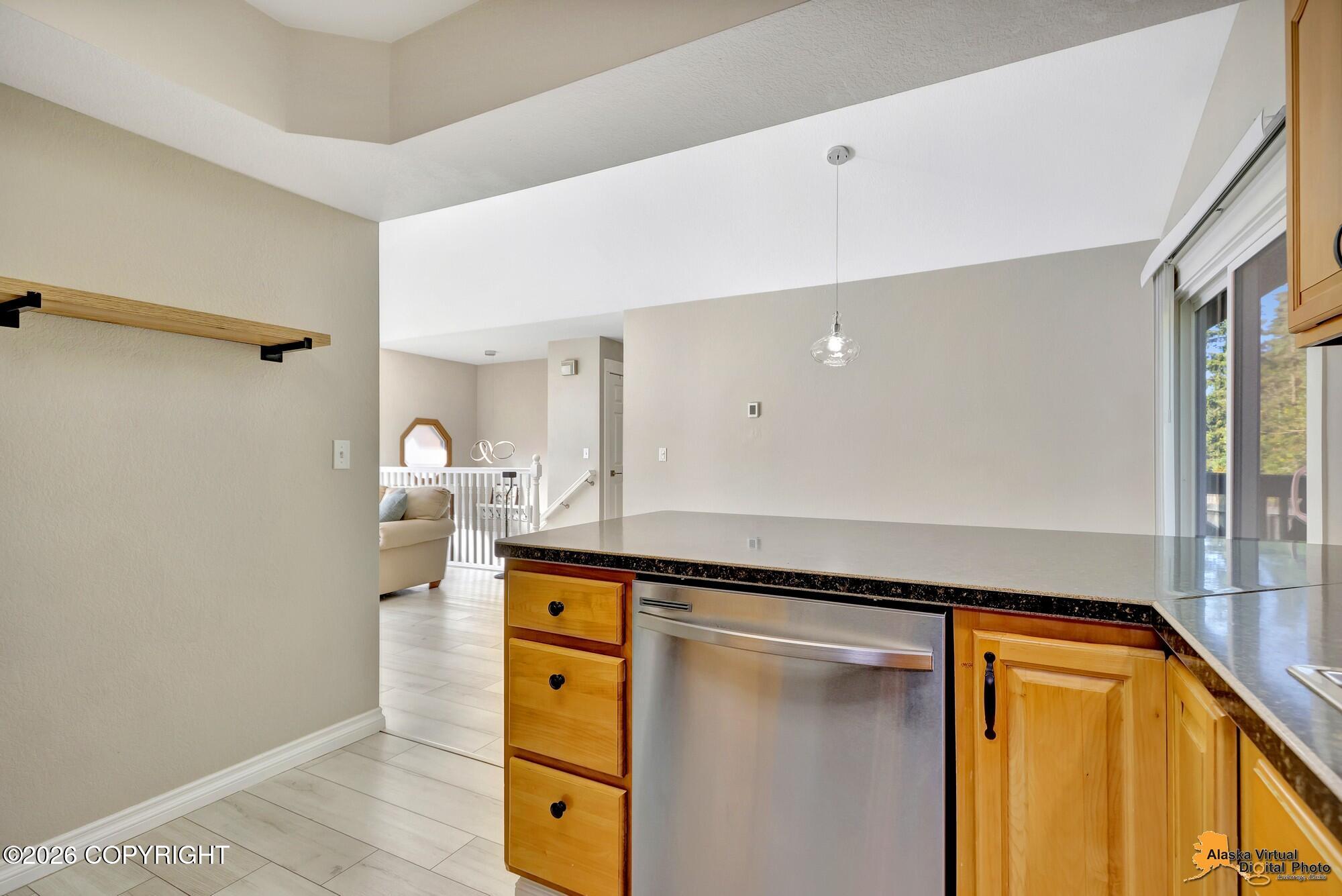 18583 Mills Bay Drive Property Photo 12