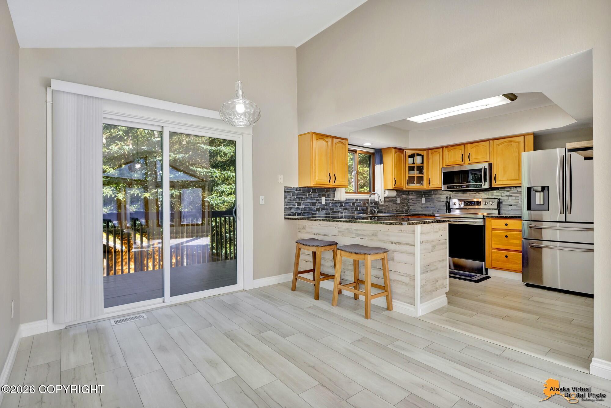 18583 Mills Bay Drive Property Photo 13