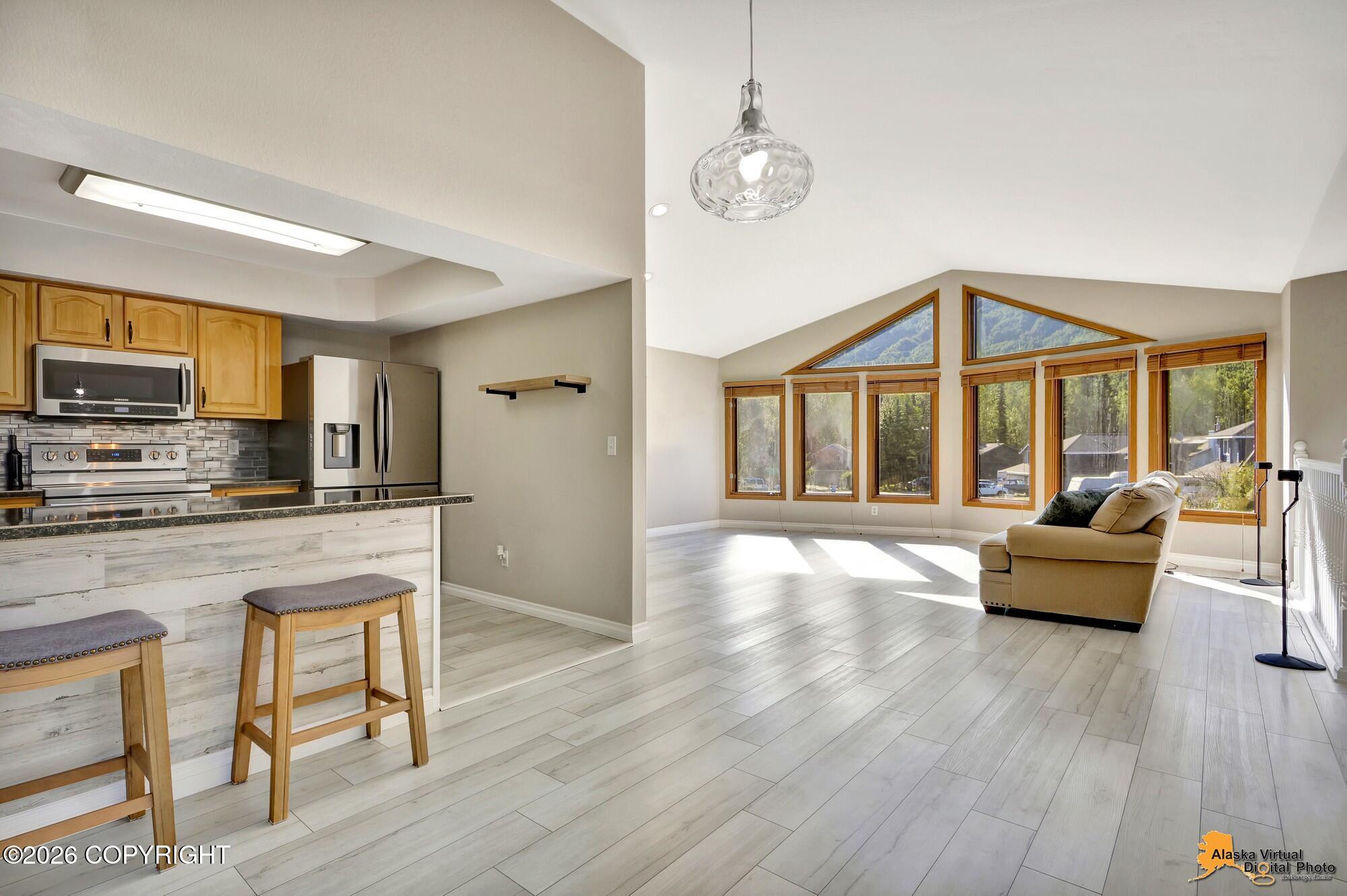 18583 Mills Bay Drive Property Photo 21
