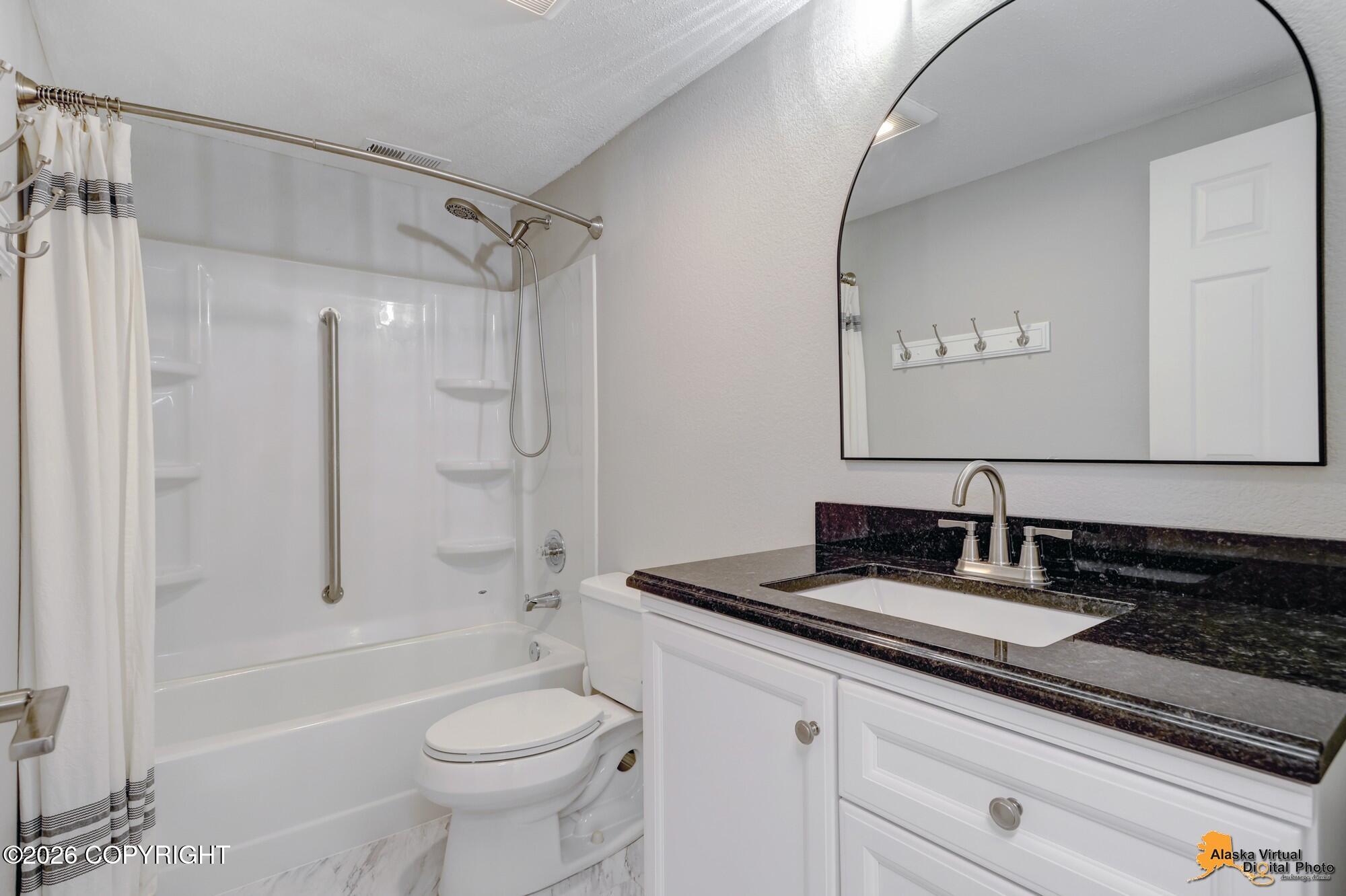 18583 Mills Bay Drive Property Photo 34