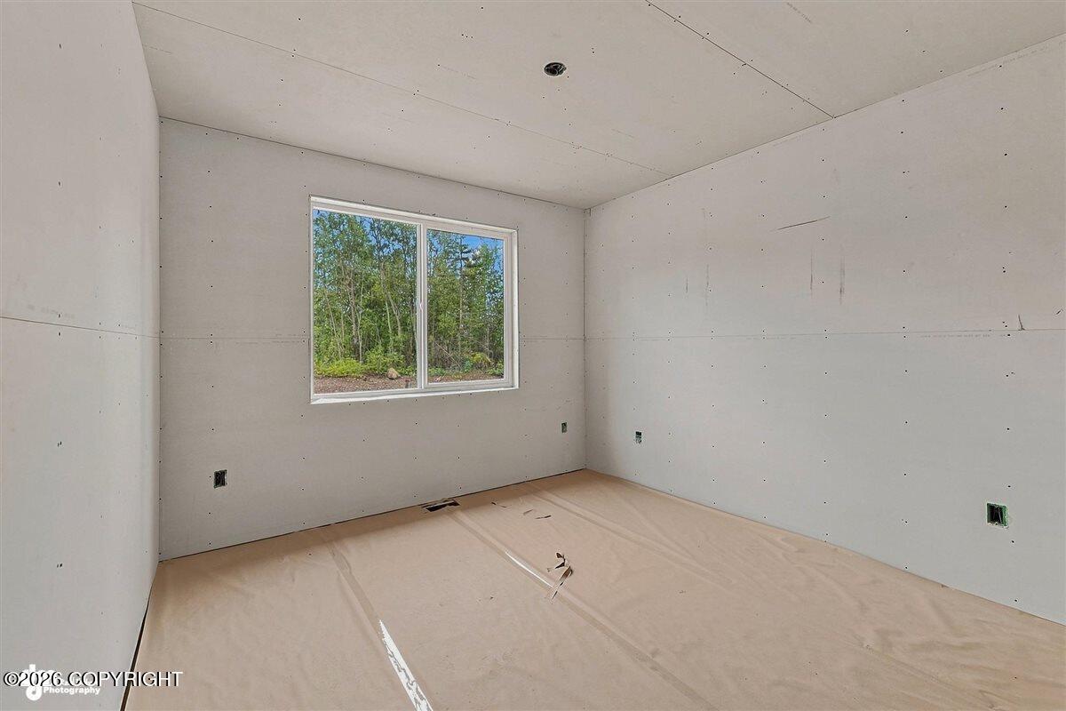 6998 S Lark Circle Property Photo 8