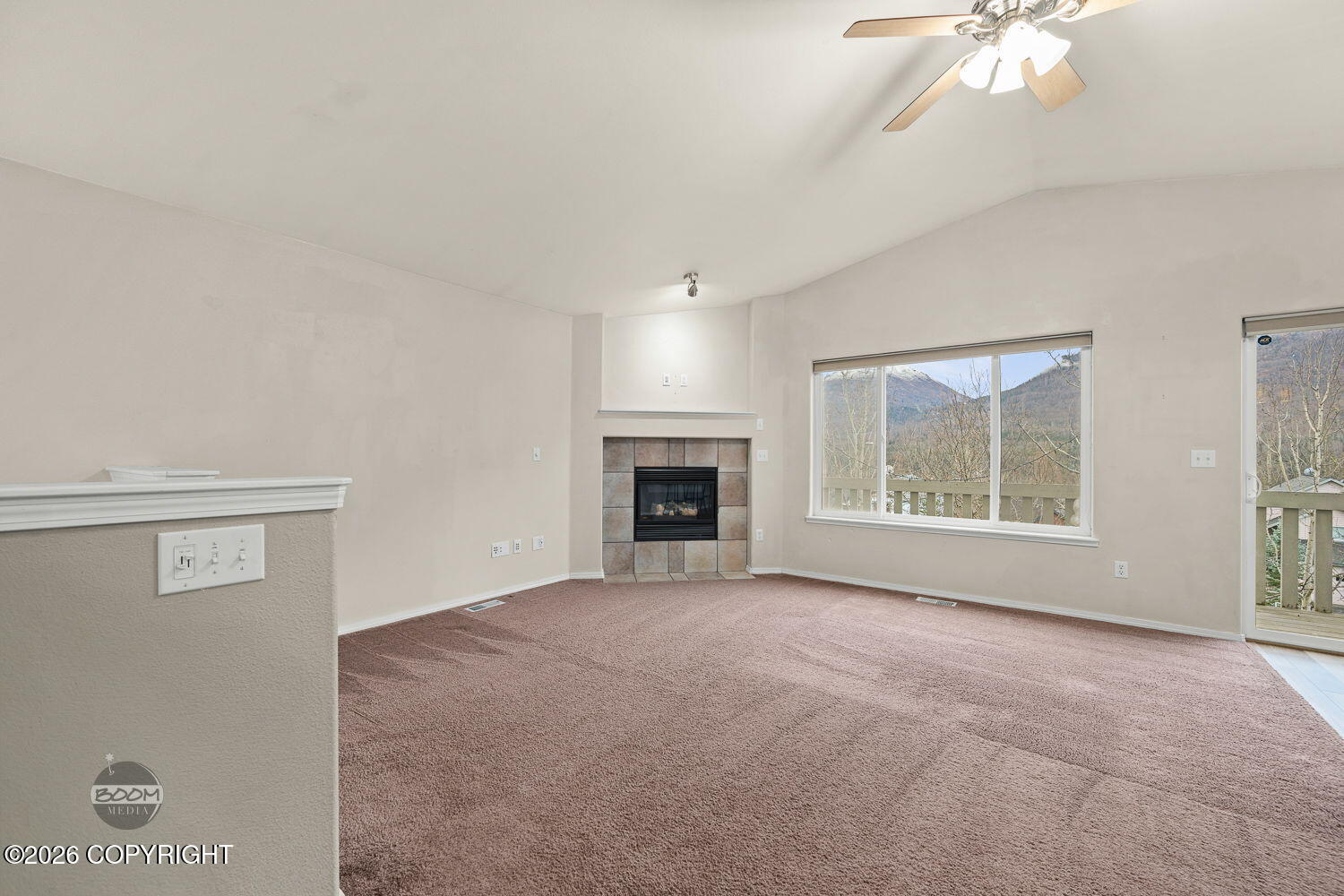 20444 Granite Park Circle Property Photo 5