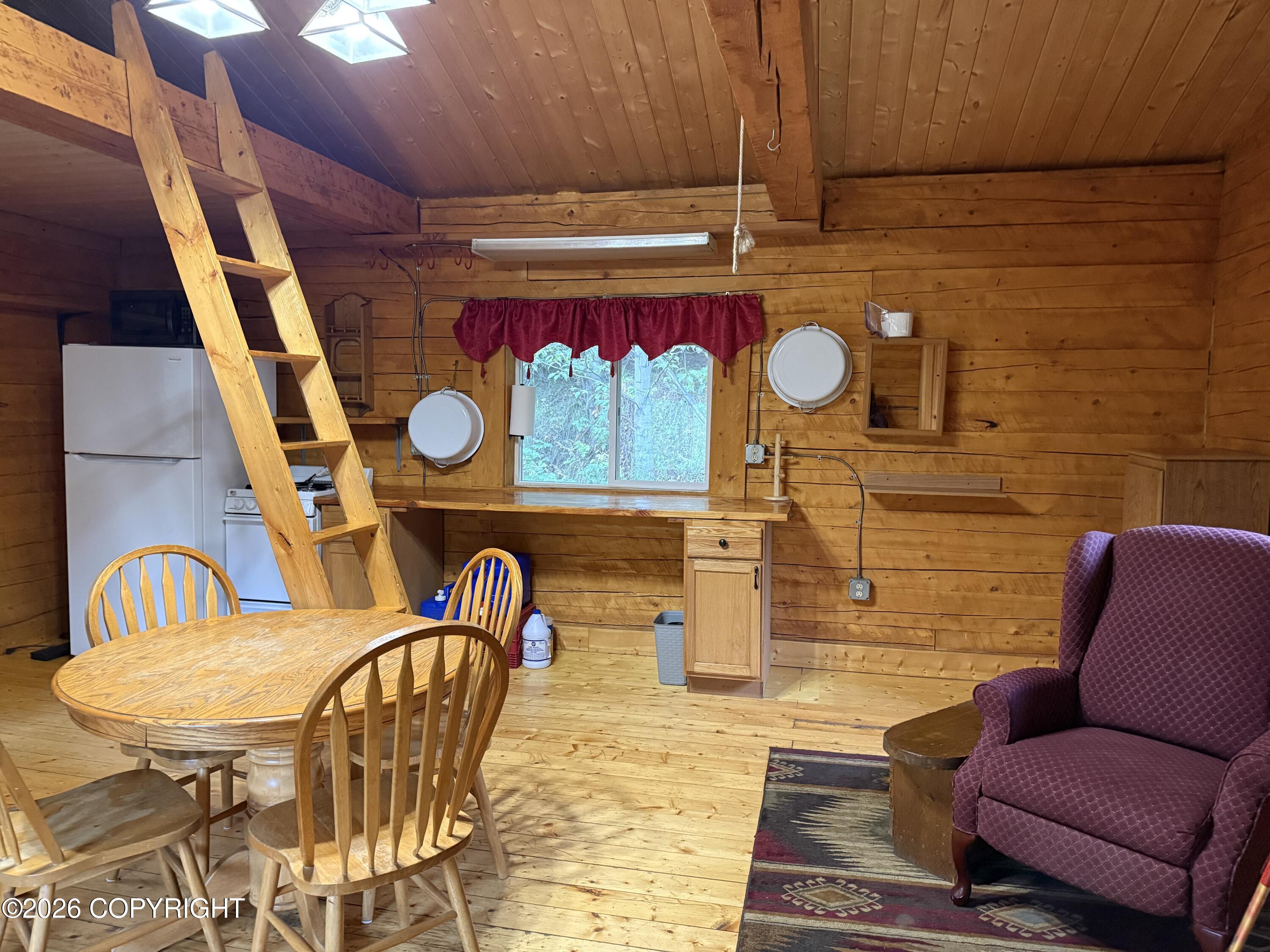 17226 Hansen Hollow Property Photo 4