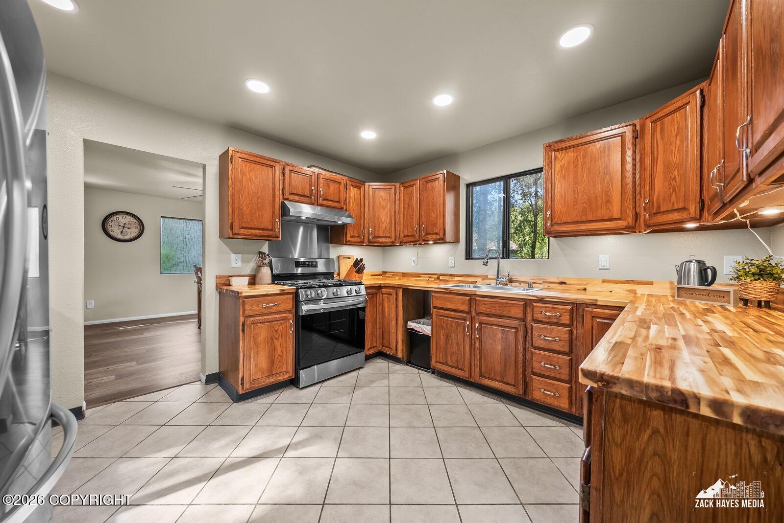 19340 Middleton Loop Property Photo 17