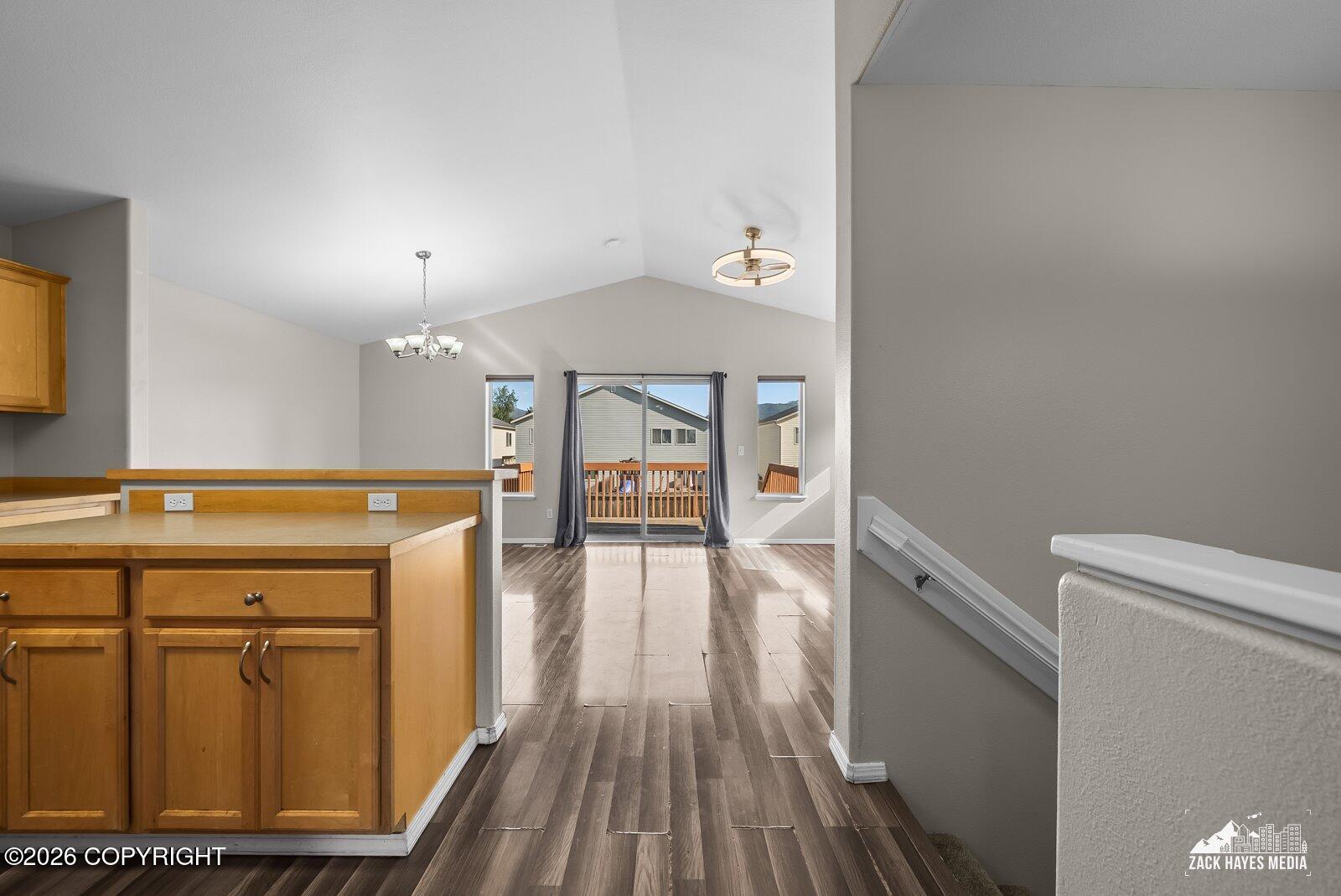 233 Whisper Knoll Circle #b Property Photo 6