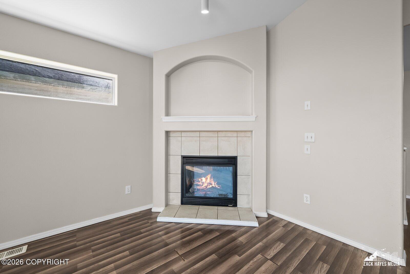 233 Whisper Knoll Circle #b Property Photo 10