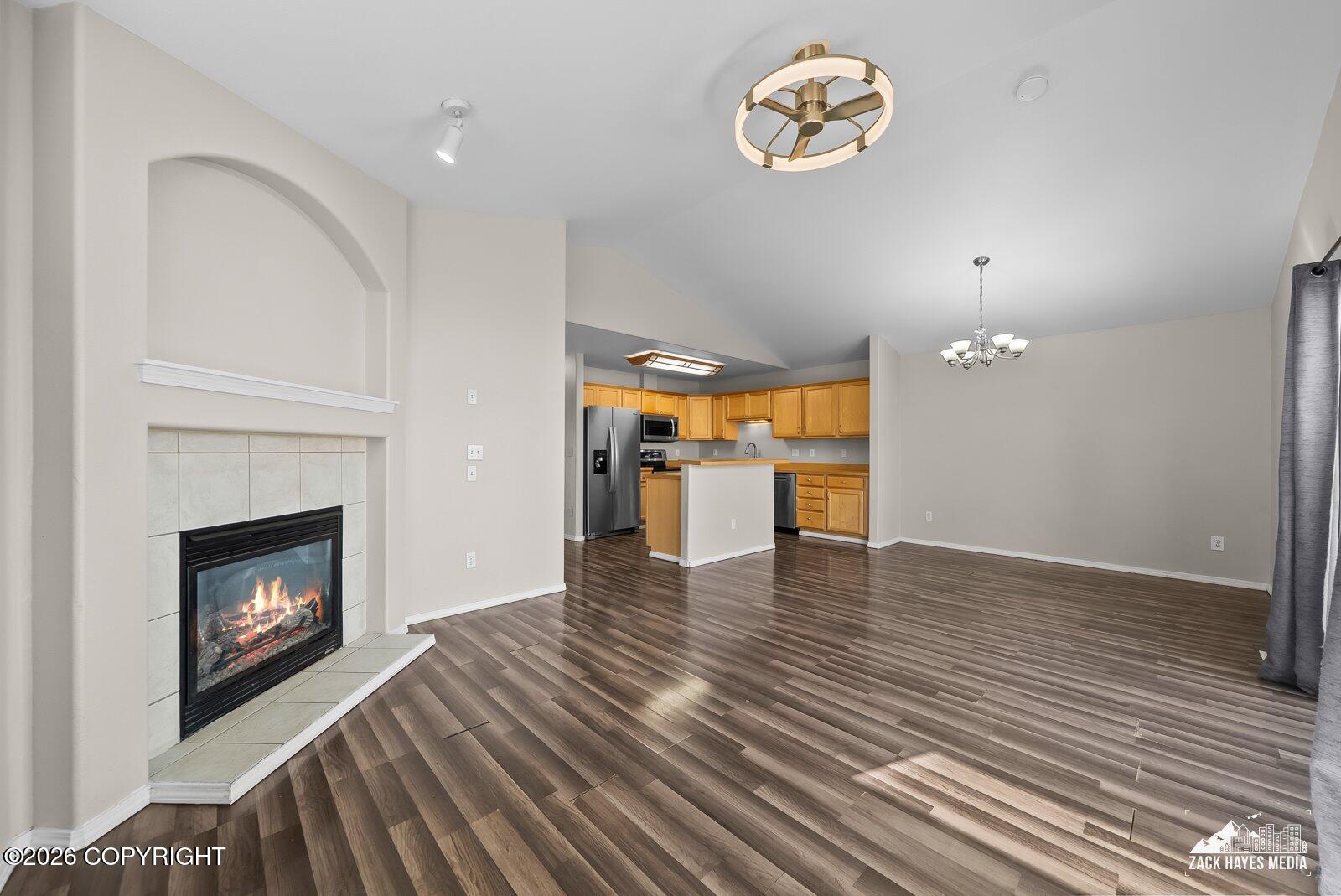 233 Whisper Knoll Circle #b Property Photo 11