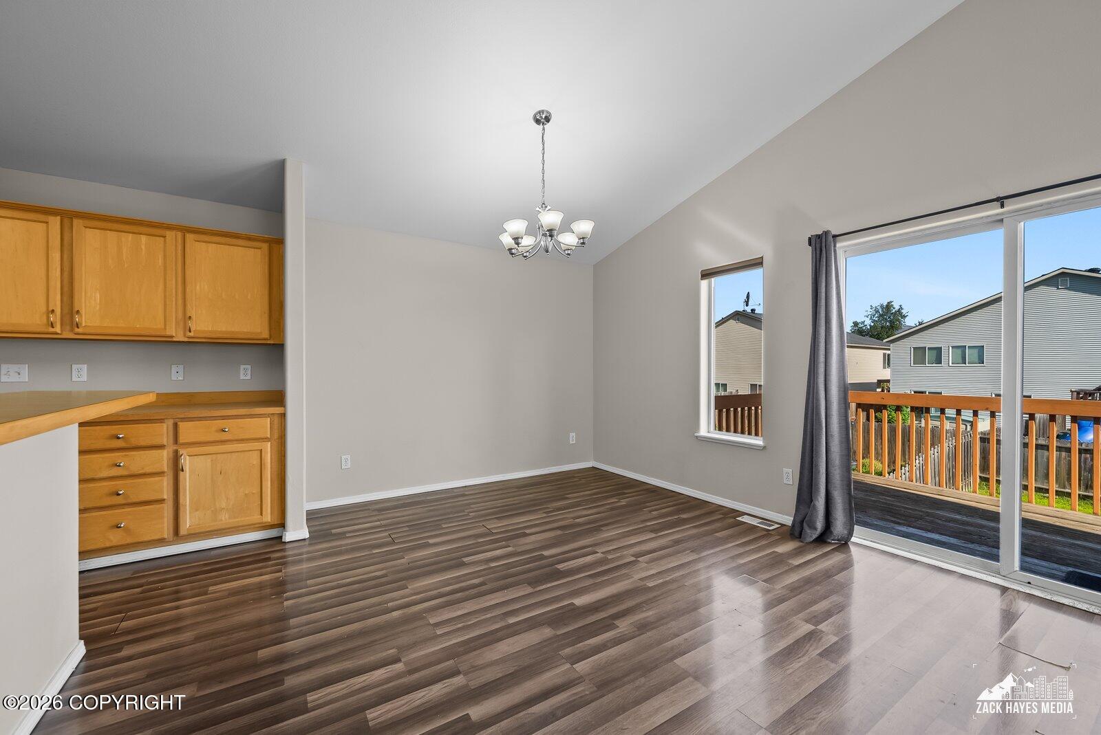 233 Whisper Knoll Circle #b Property Photo 13