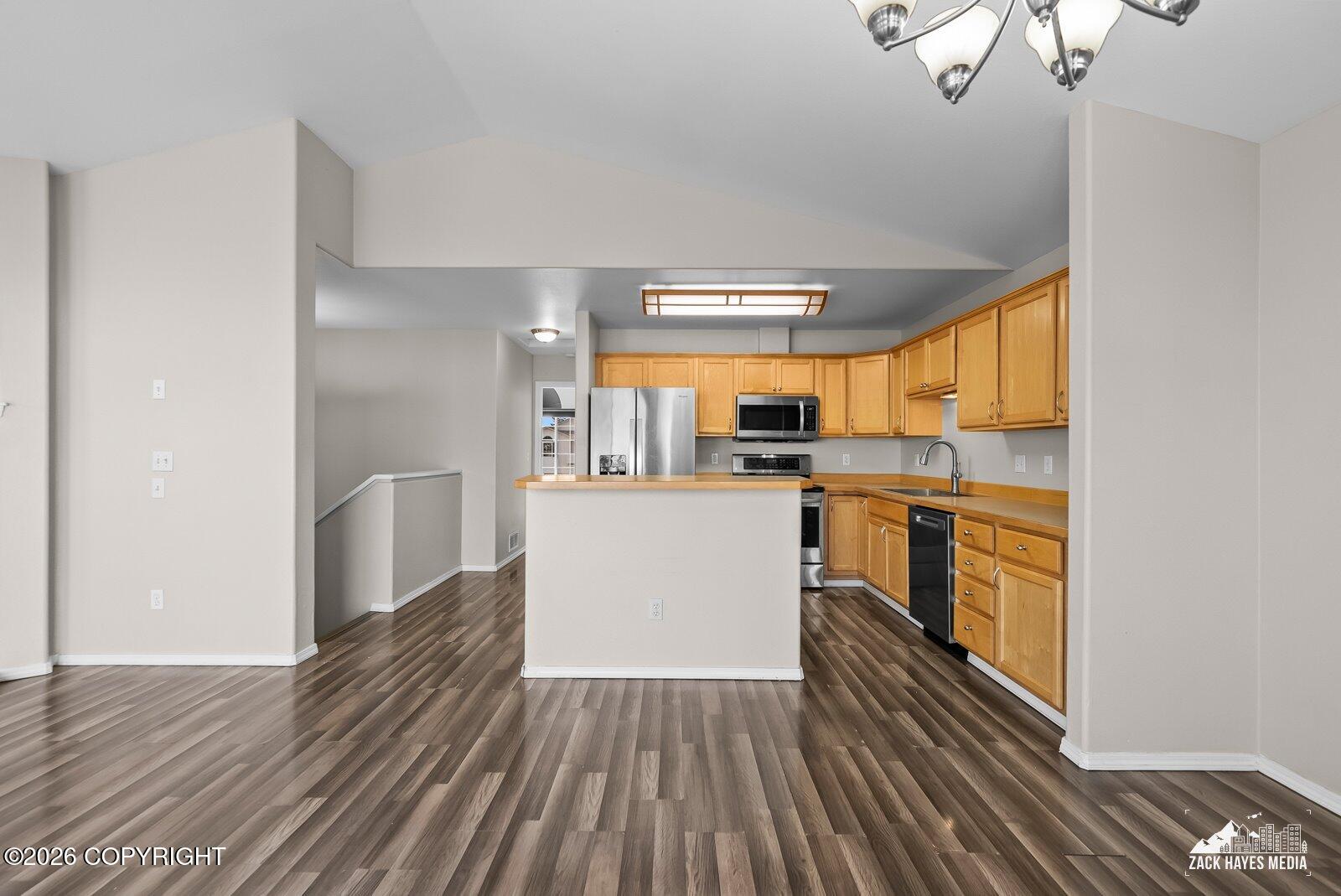 233 Whisper Knoll Circle #b Property Photo 18