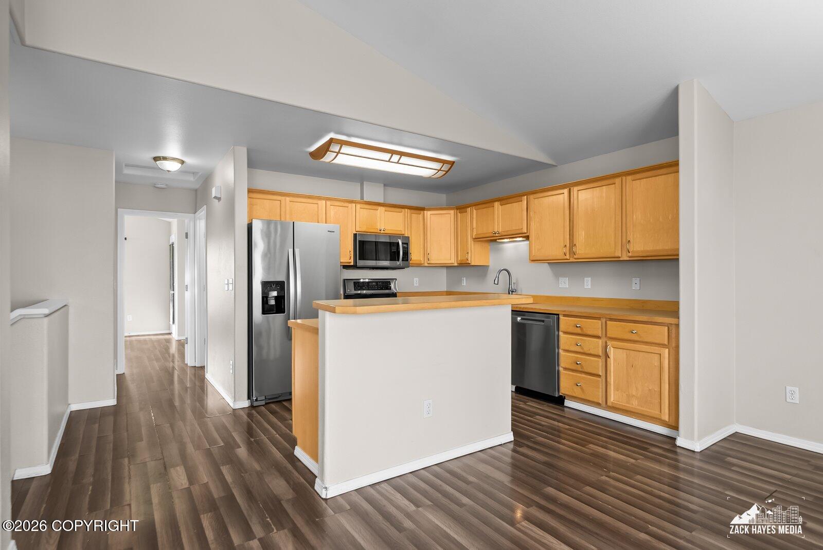 233 Whisper Knoll Circle #b Property Photo 19