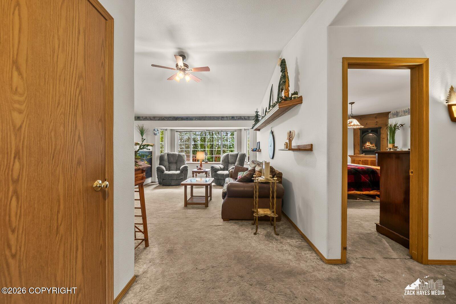 6730 W Cambridge Drive Property Photo 8