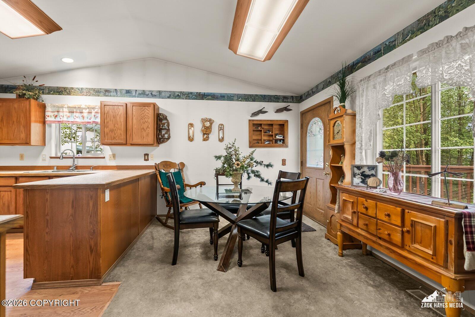6730 W Cambridge Drive Property Photo 14