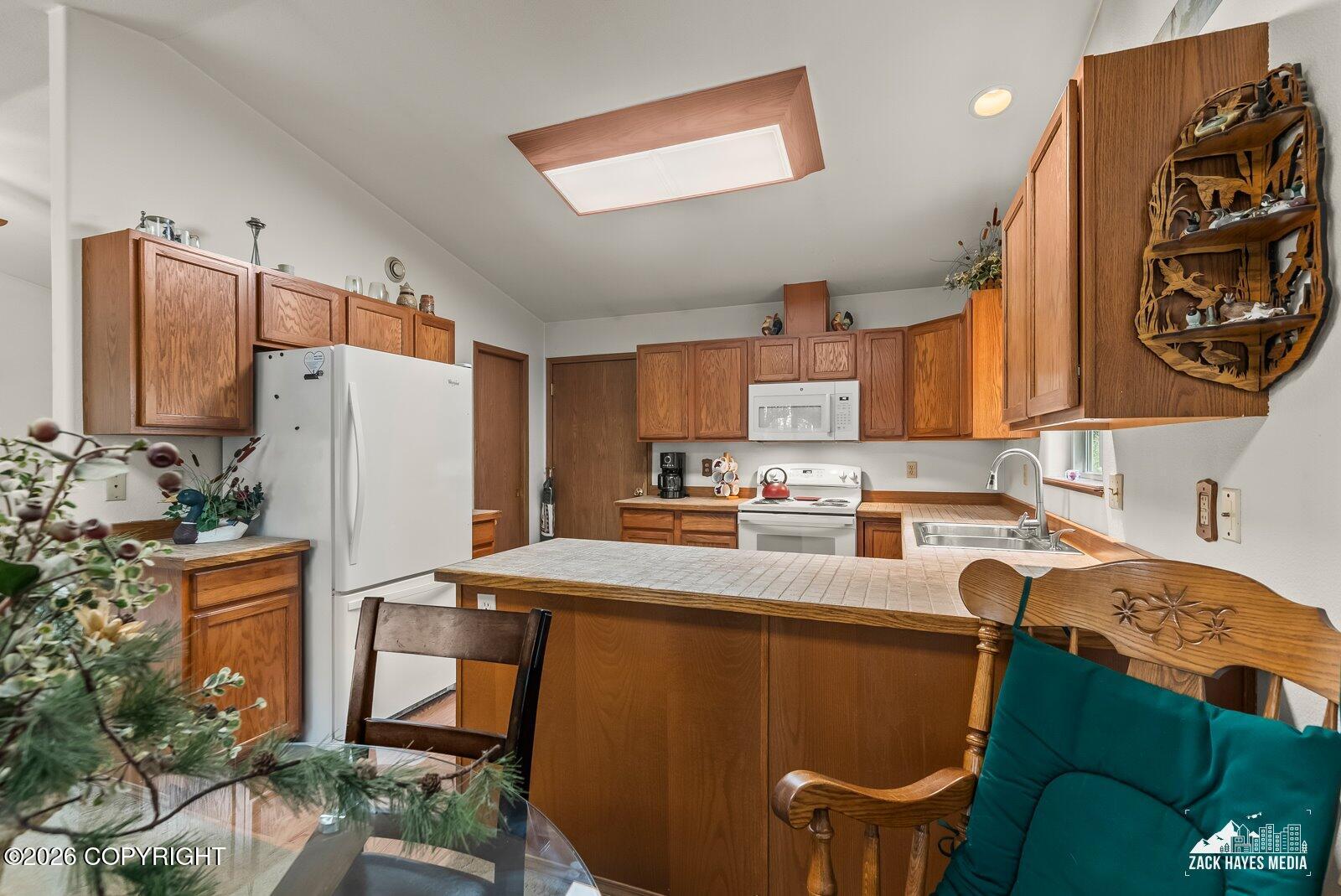6730 W Cambridge Drive Property Photo 16